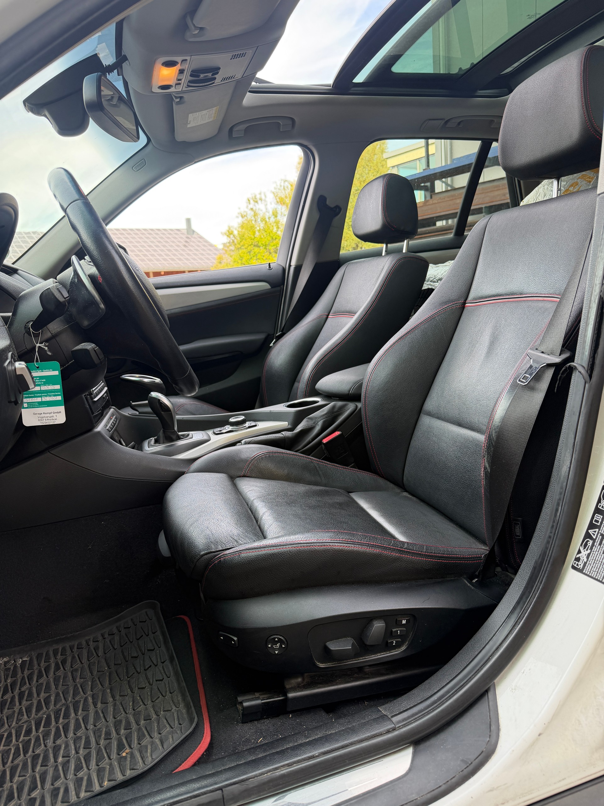 BMW X1 xDrive 28i Sport Line Steptronic-image-7
