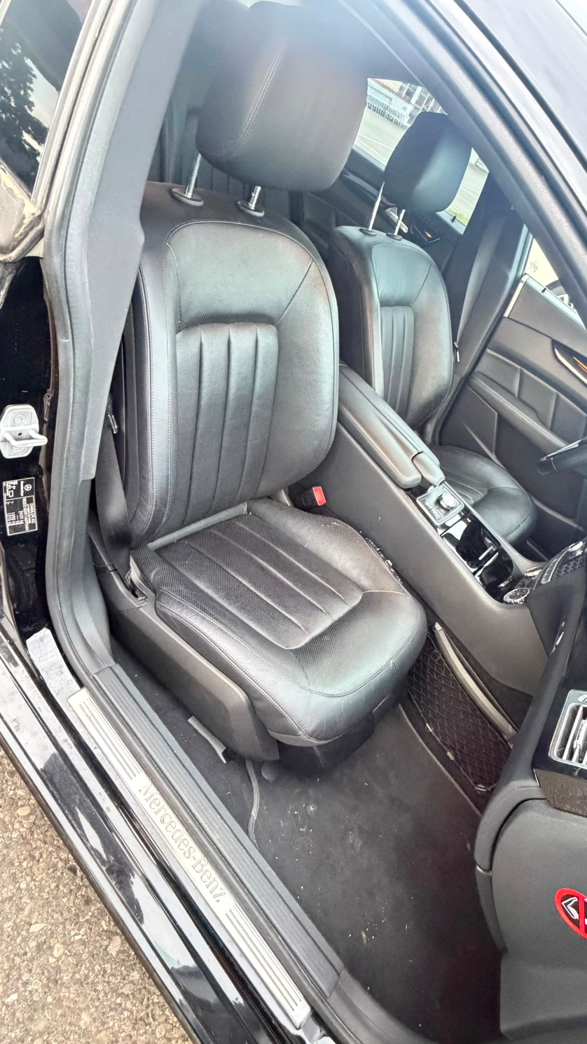 MERCEDES-BENZ CLS 500 4Matic 7G-Tronic-image-11