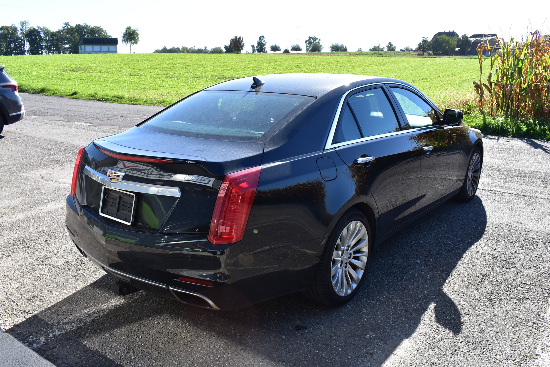 CADILLAC CTS Sedan 2.0 Turbo AWD Premium Automatic-image-3