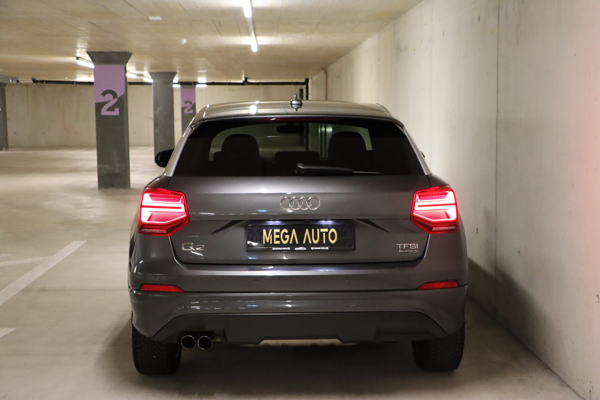 AUDI Q2 2.0 TFSI sport quattro S-tronic-image-8
