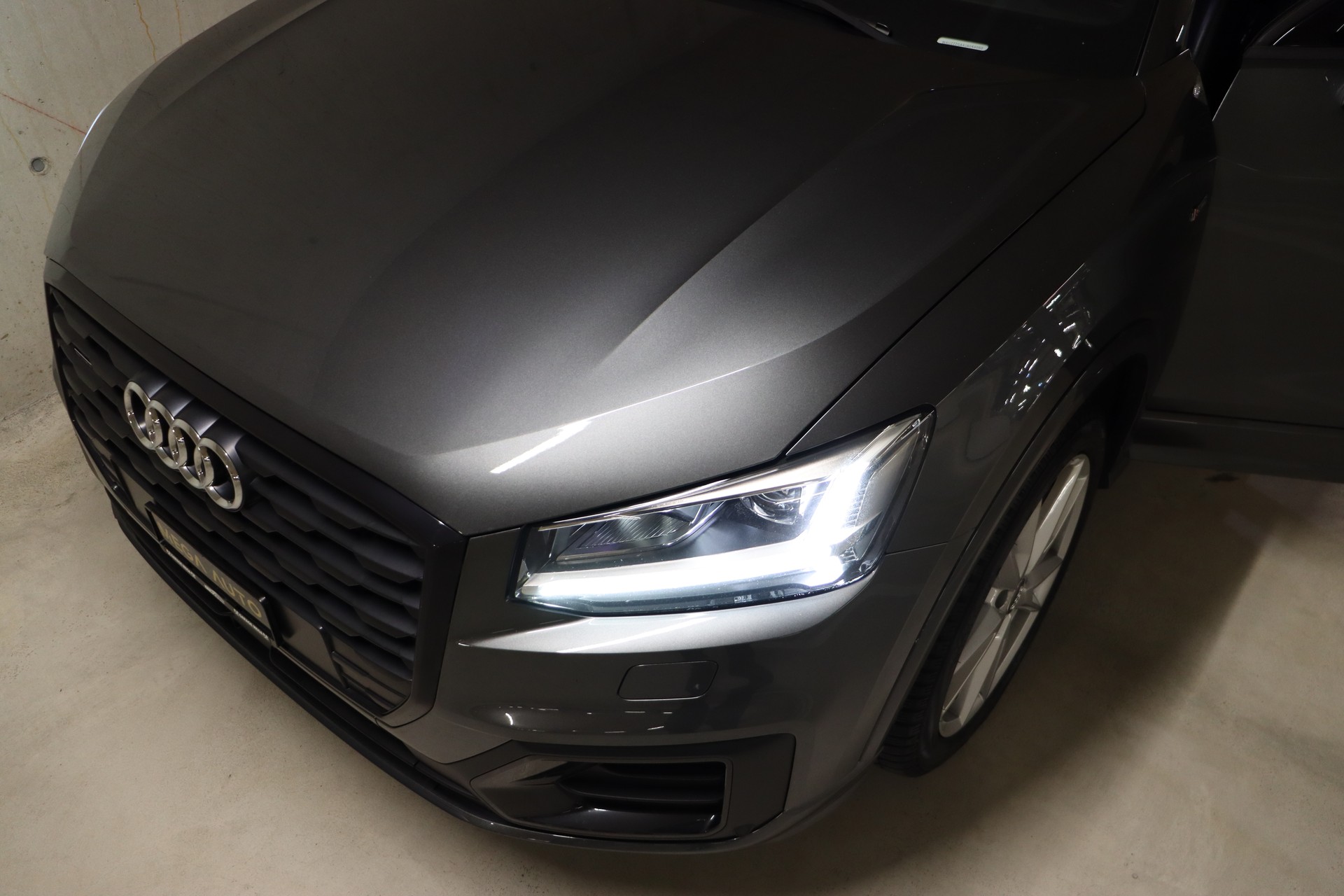 AUDI Q2 2.0 TFSI sport quattro S-tronic-image-29