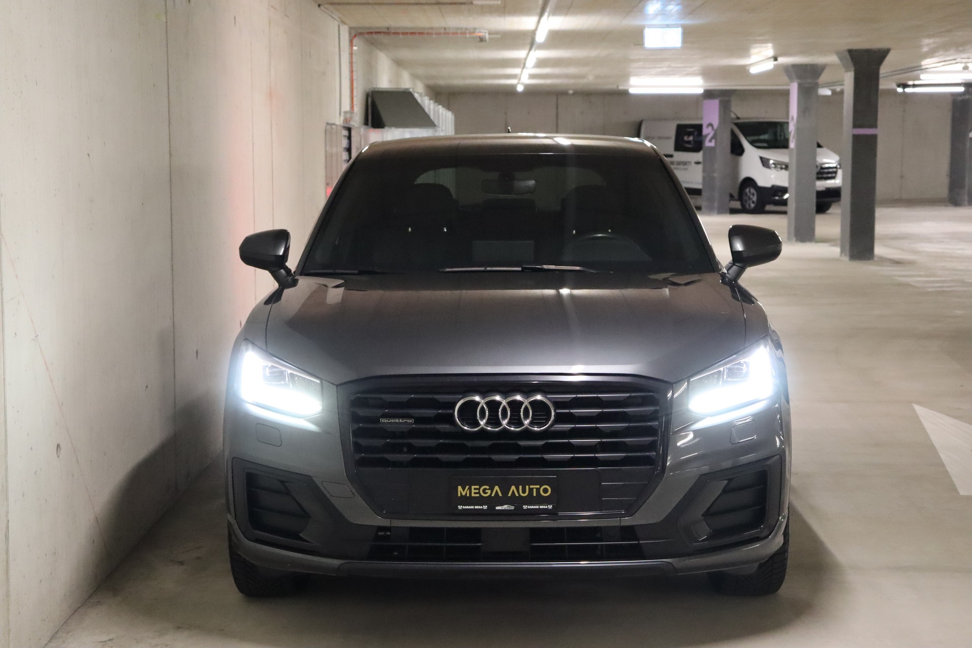 AUDI Q2 2.0 TFSI sport quattro S-tronic-image-1