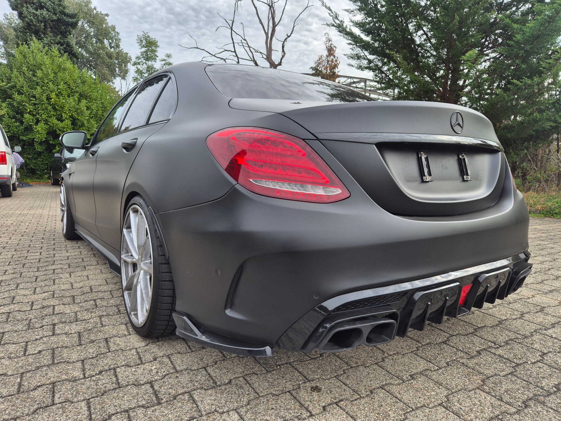 MERCEDES-BENZ C 180 AMG Line 7G-Tronic-image-6