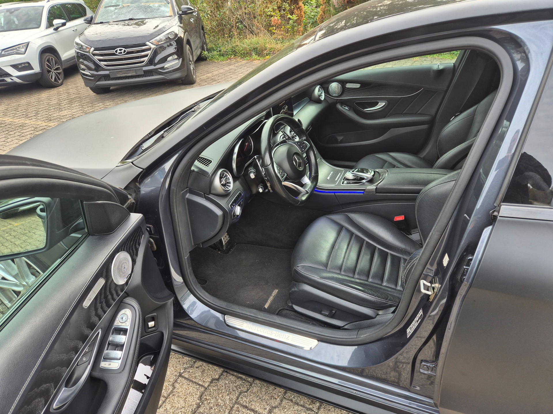 MERCEDES-BENZ C 180 AMG Line 7G-Tronic-image-10
