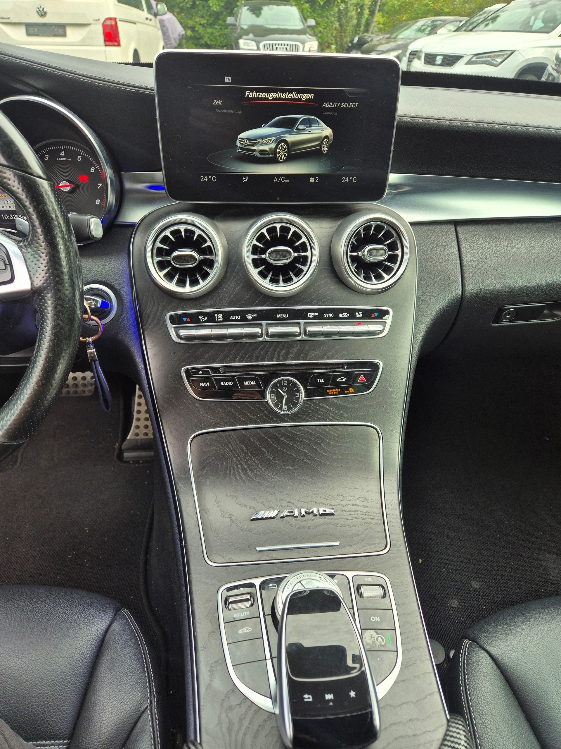 MERCEDES-BENZ C 180 AMG Line 7G-Tronic-image-13