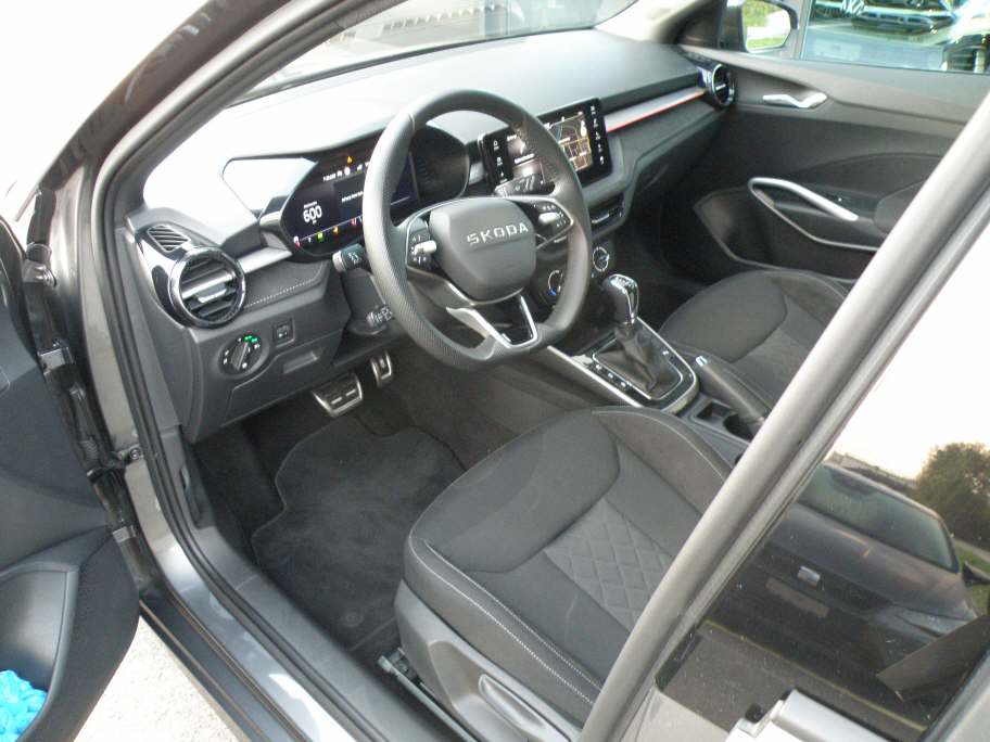SKODA Fabia 1.0 TSI Selection DSG-image-3