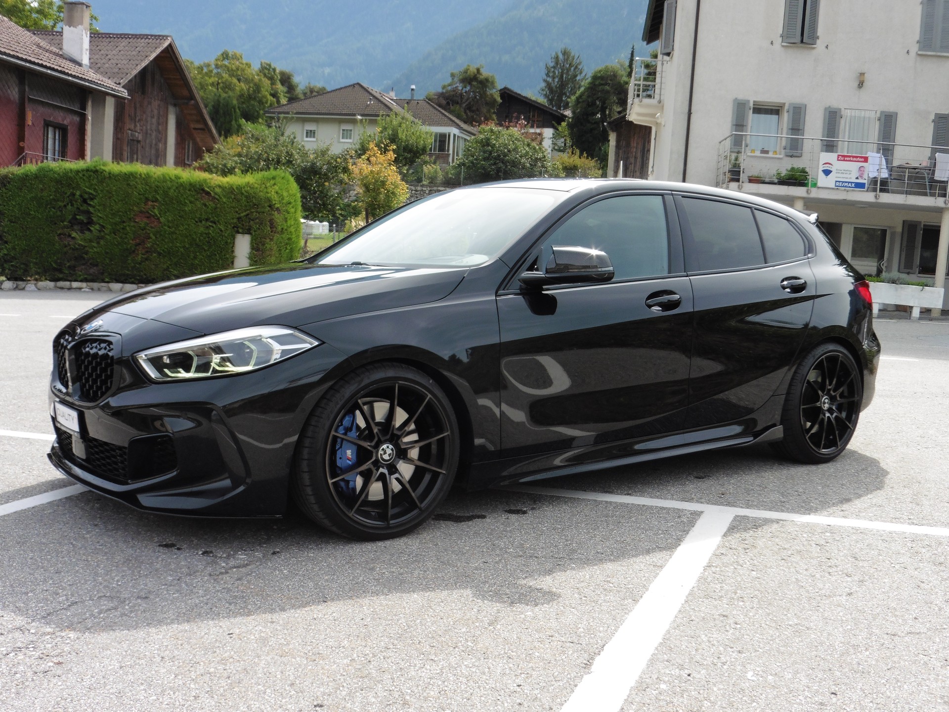 BMW M135i xDrive Steptronic-image-4