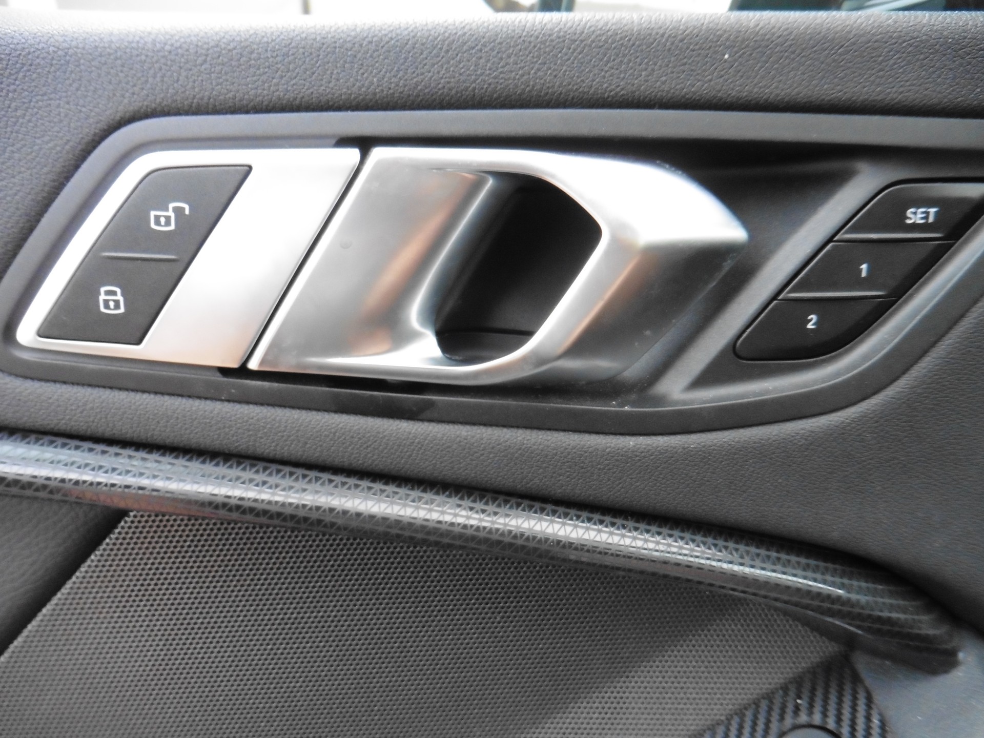 BMW M135i xDrive Steptronic-image-21
