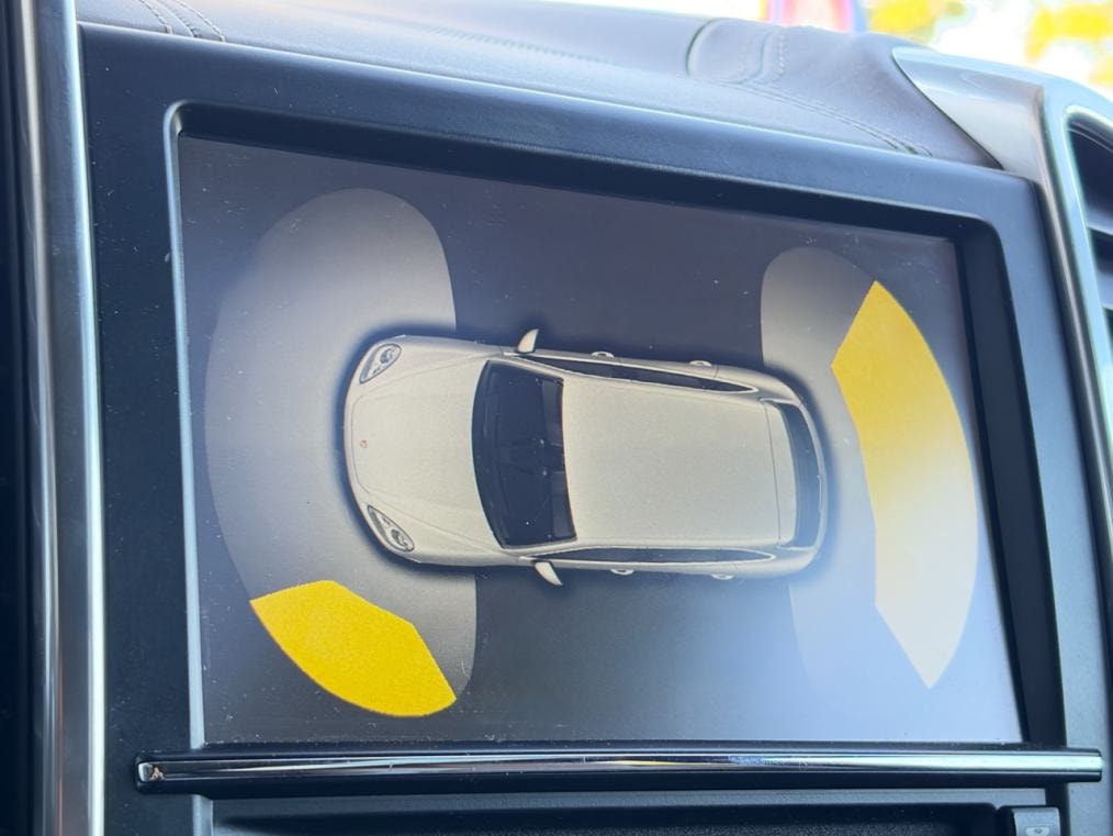 PORSCHE Cayenne Diesel-image-7