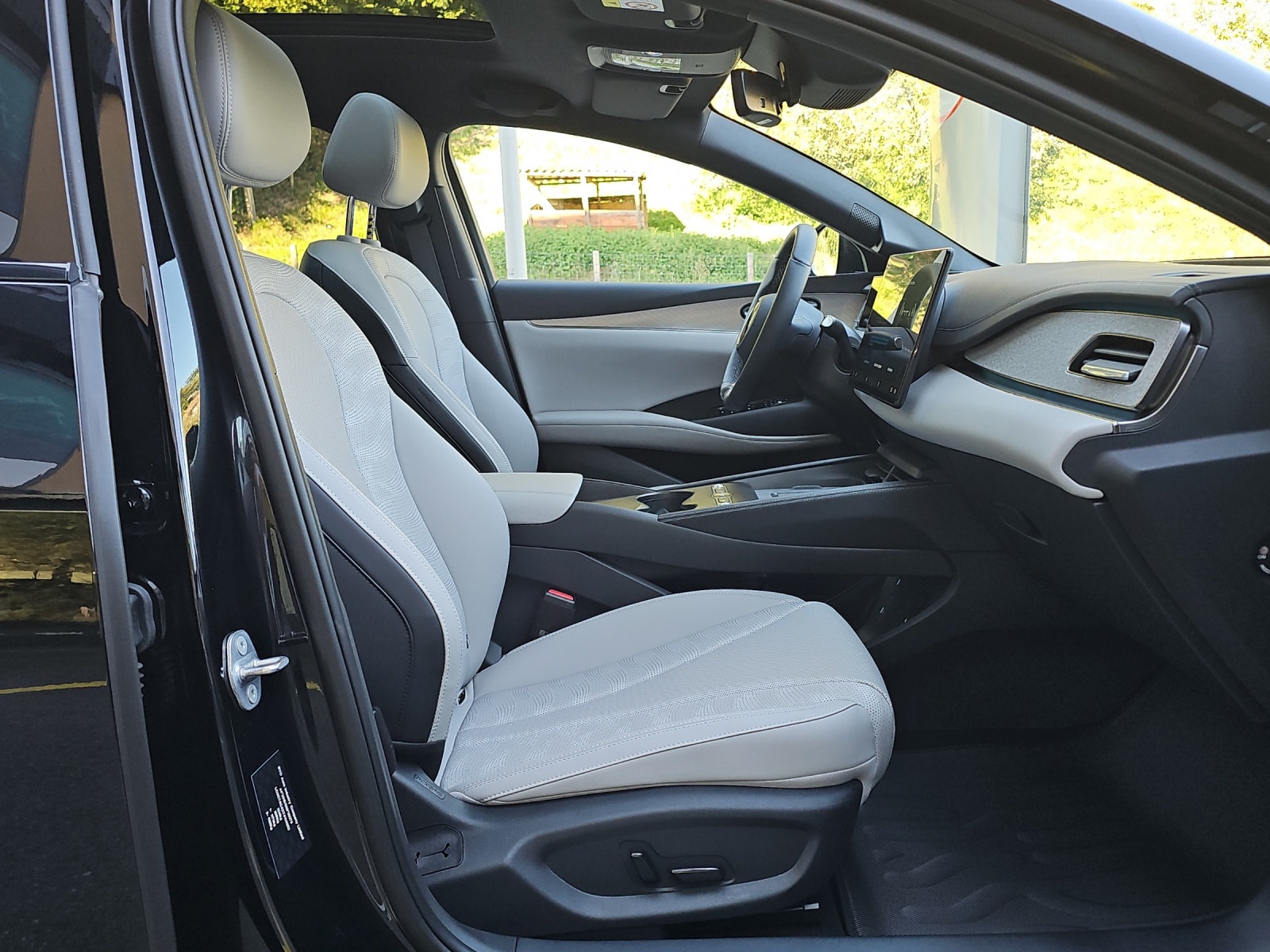 BYD Seal 6 DM-i Touring Comfort-image-19