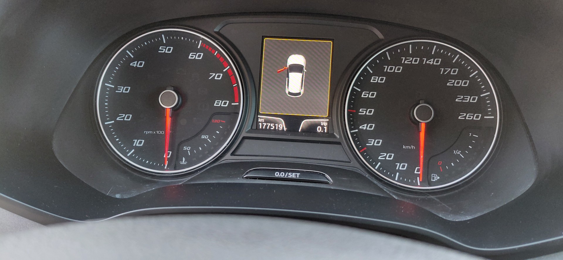 SEAT Leon 1.4 TSI FR-image-11
