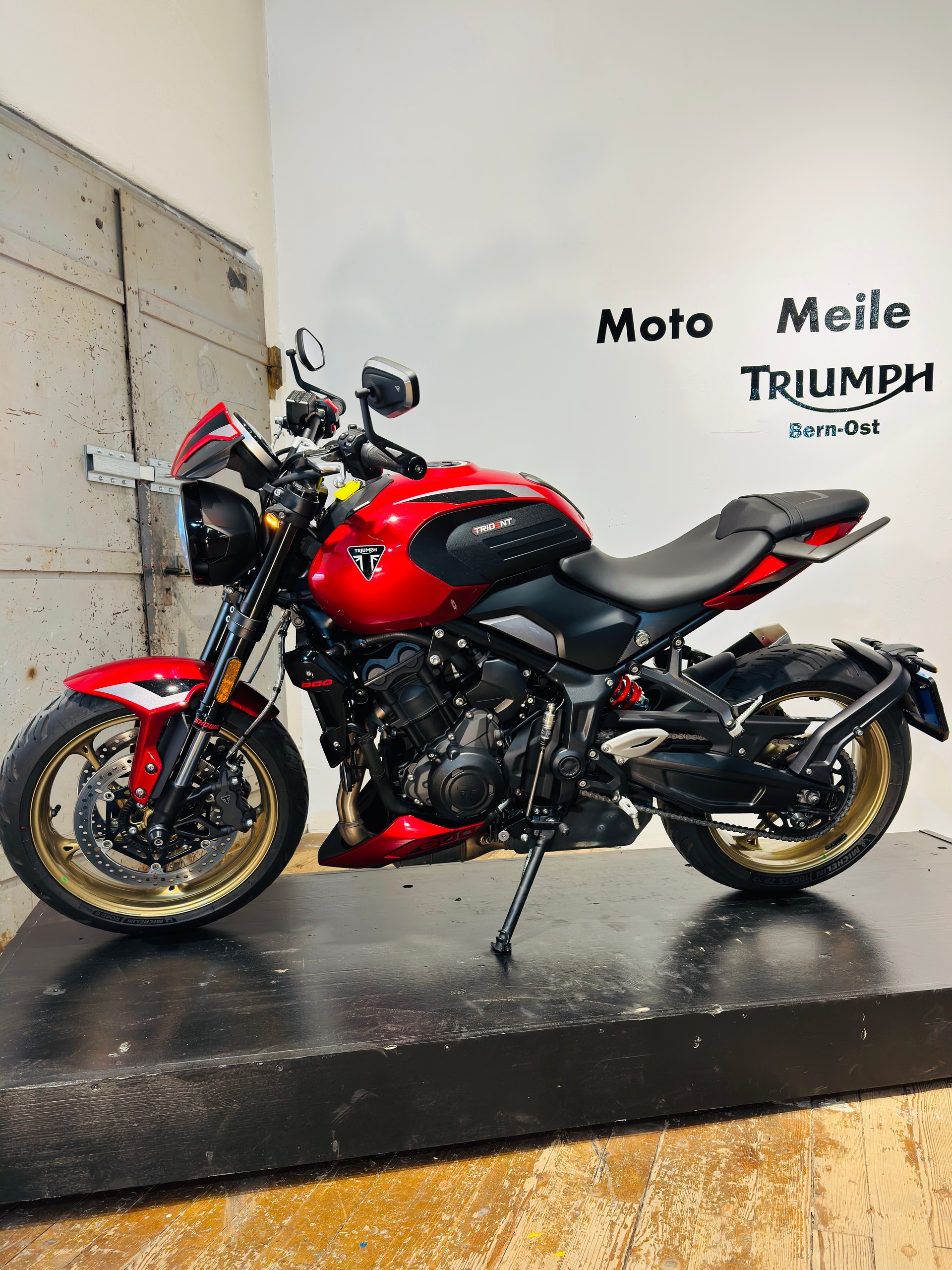 TRIUMPH Trident 800-image-5