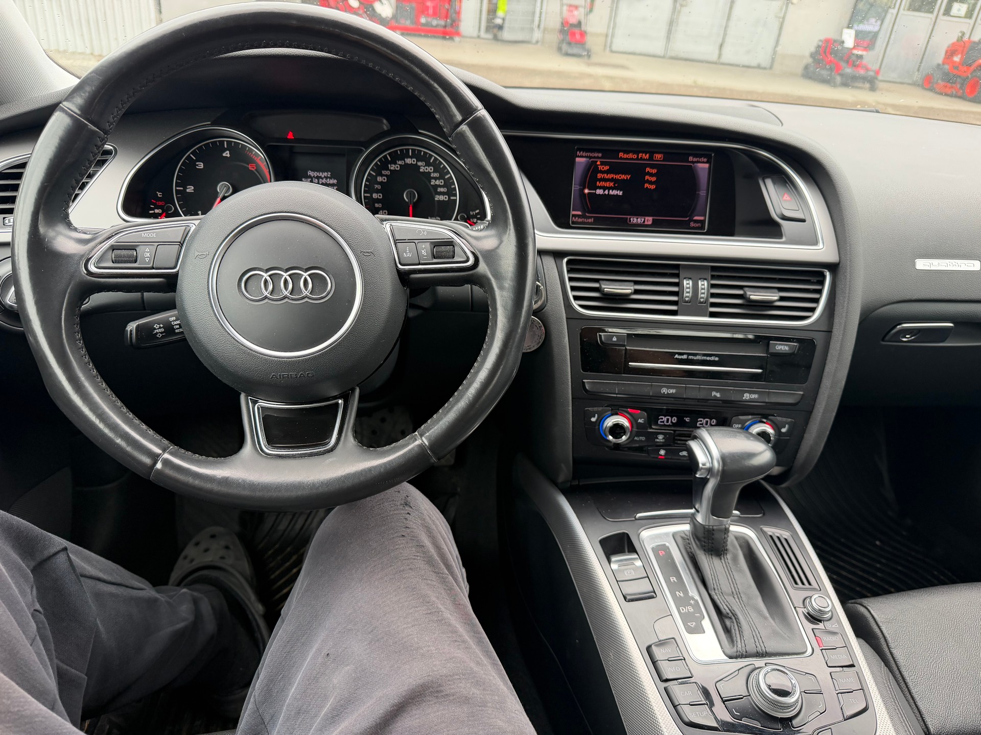 AUDI A5 Coupé 3.0 TDI quattro S-tronic-image-9