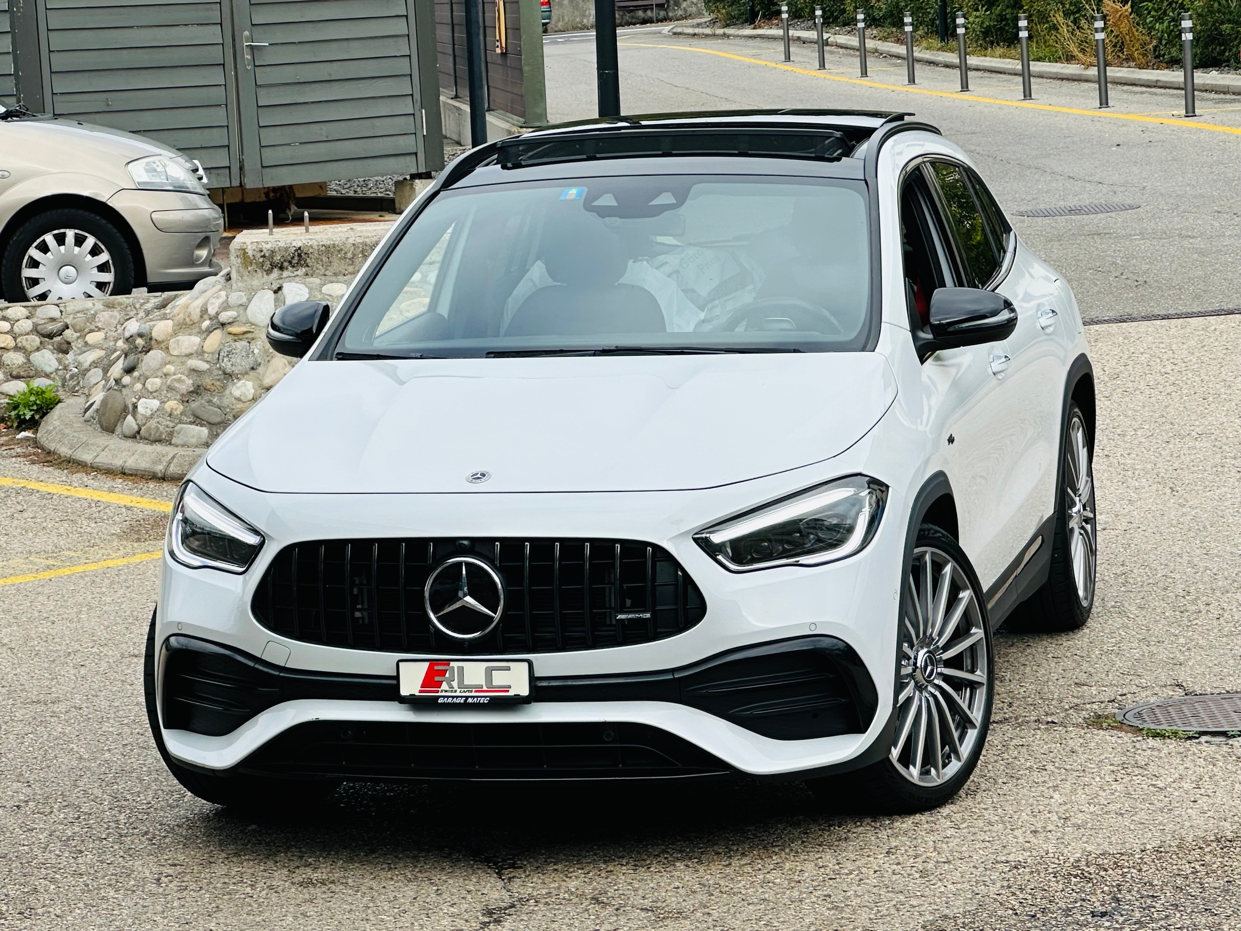 Car photo