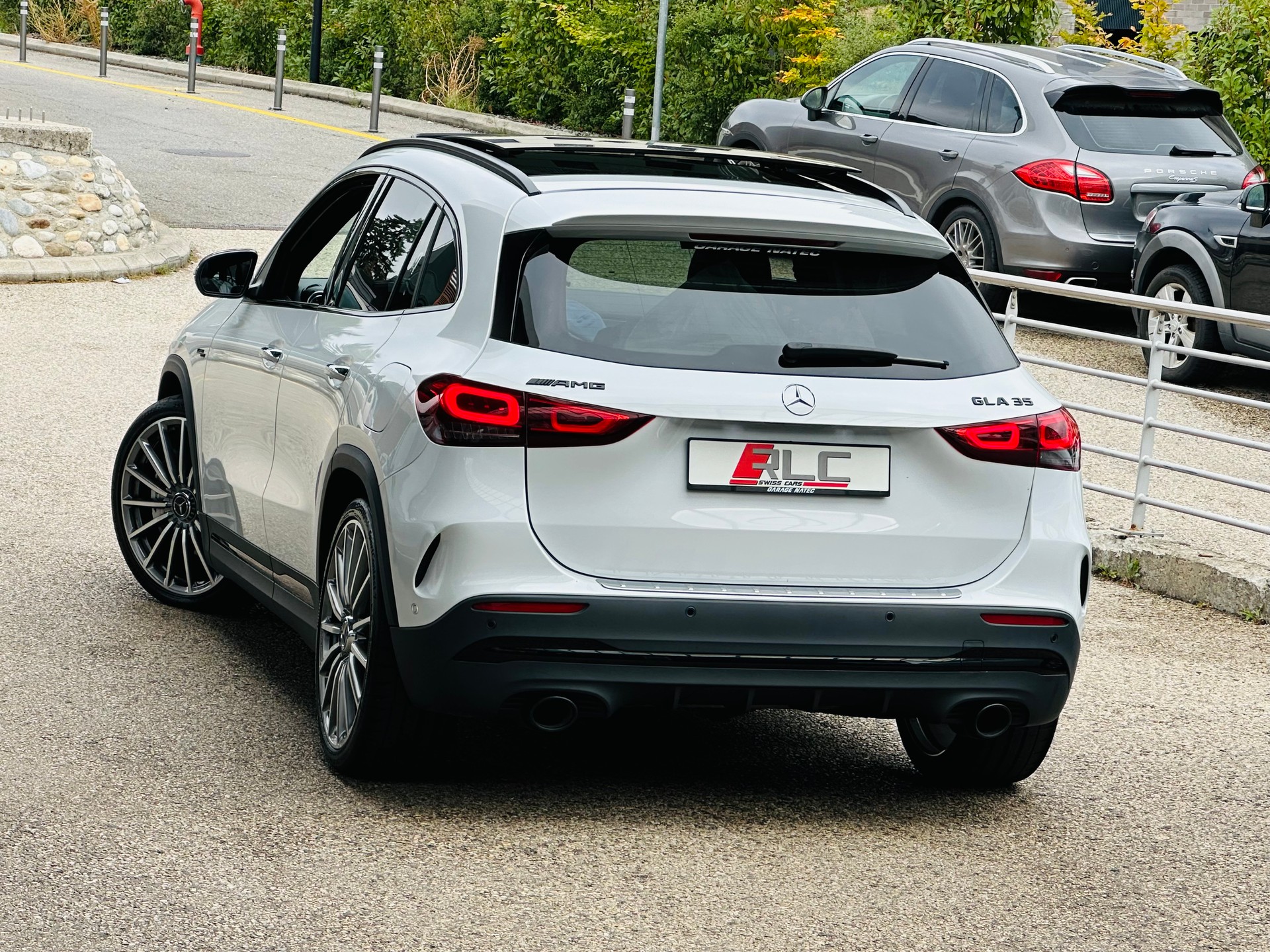 MERCEDES-BENZ GLA 35 AMG 4Matic 8G-Speedshift DCT-image-7