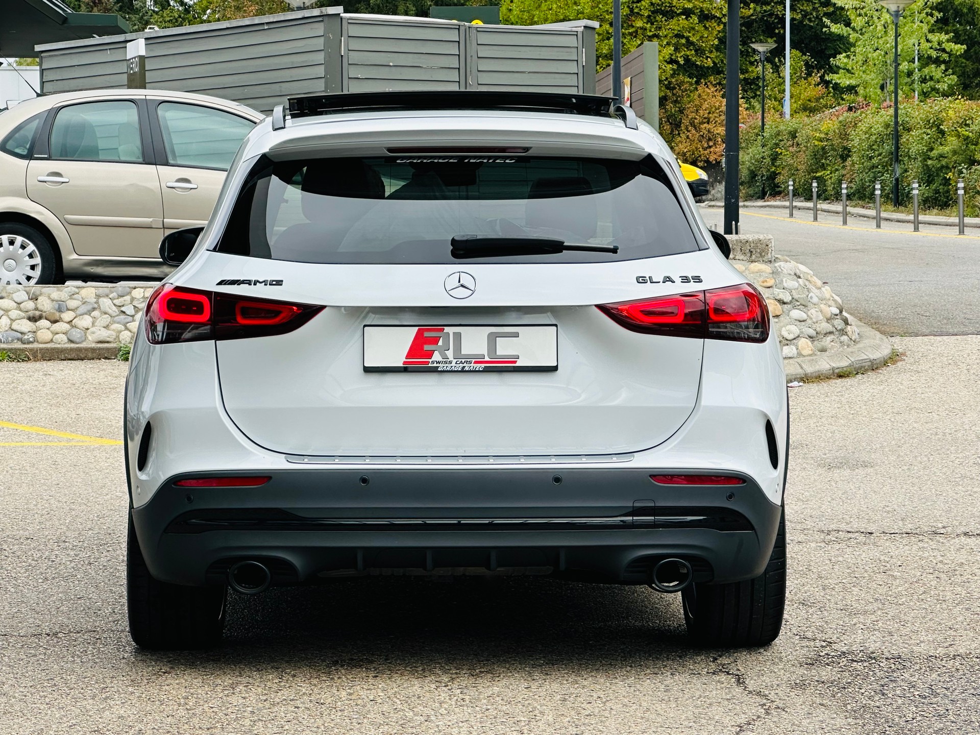 MERCEDES-BENZ GLA 35 AMG 4Matic 8G-Speedshift DCT-image-11