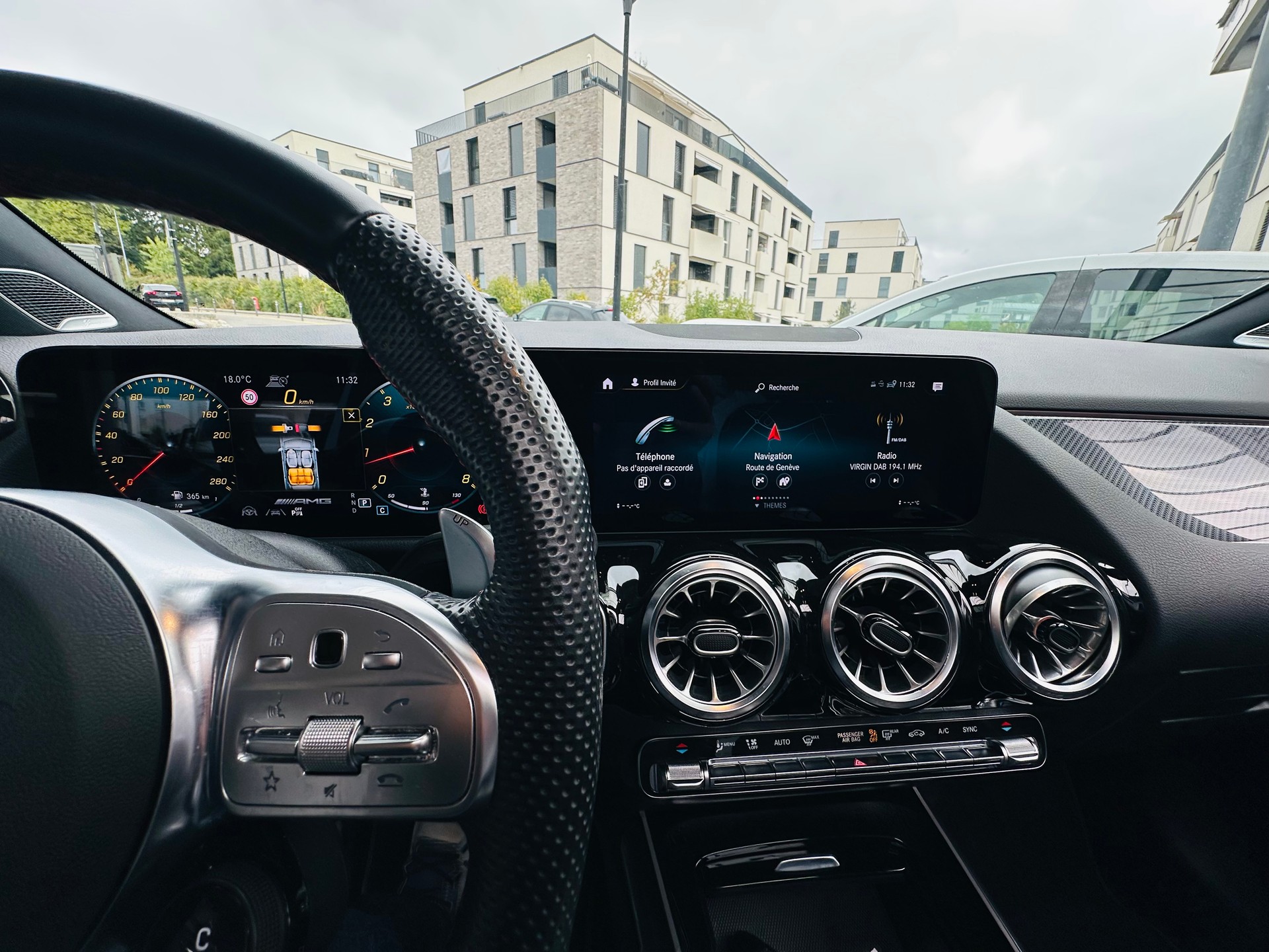 MERCEDES-BENZ GLA 35 AMG 4Matic 8G-Speedshift DCT-image-19