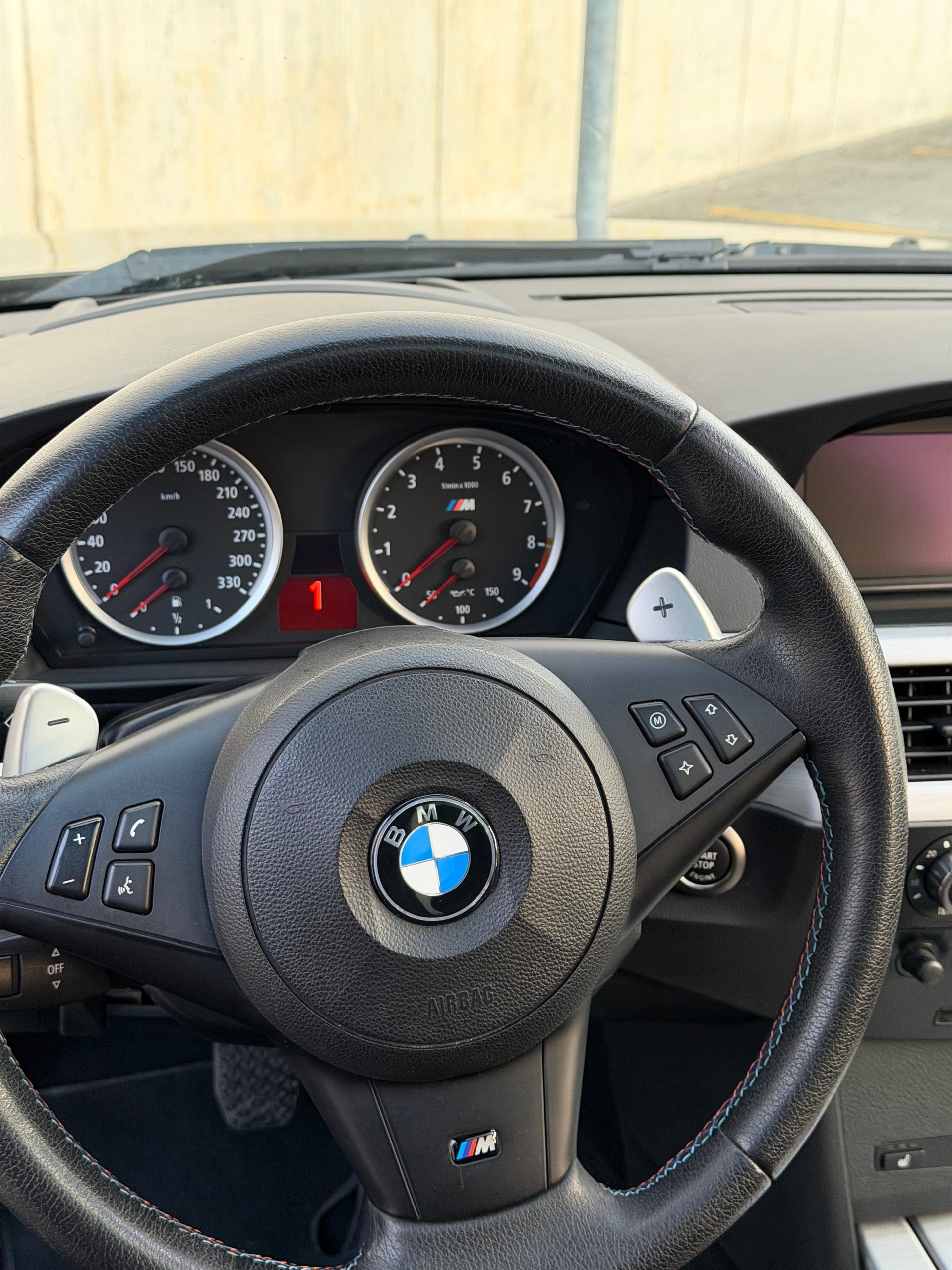 BMW E60 5.0 V10-image-6