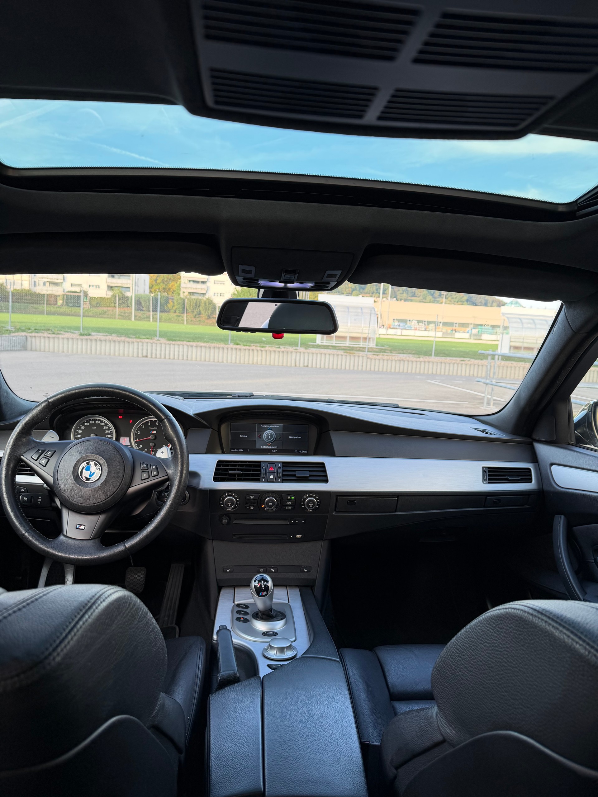 BMW E60 5.0 V10-image-8