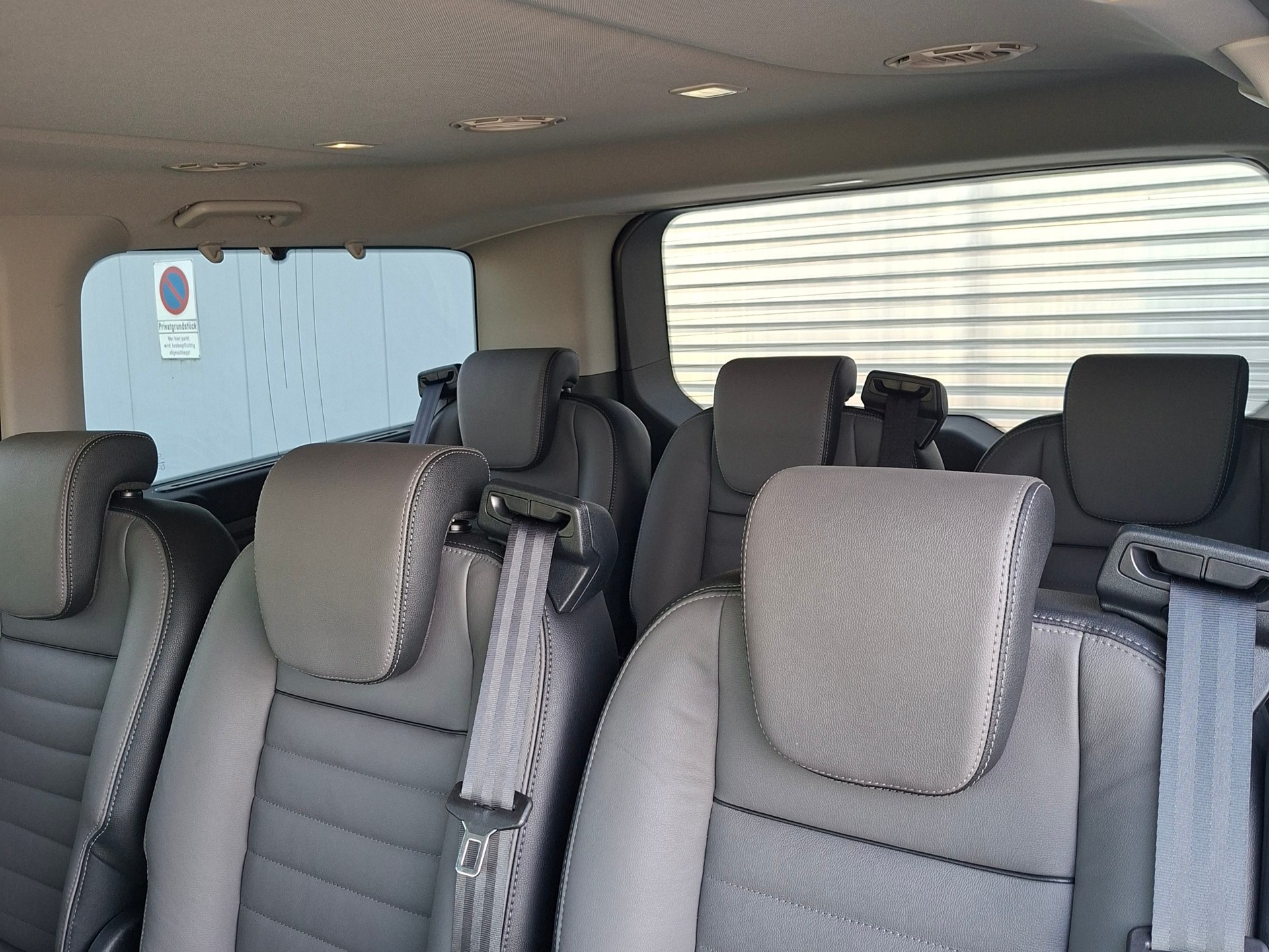 FORD Tourneo Custom 320 L1H1 Titanium X A-image-11