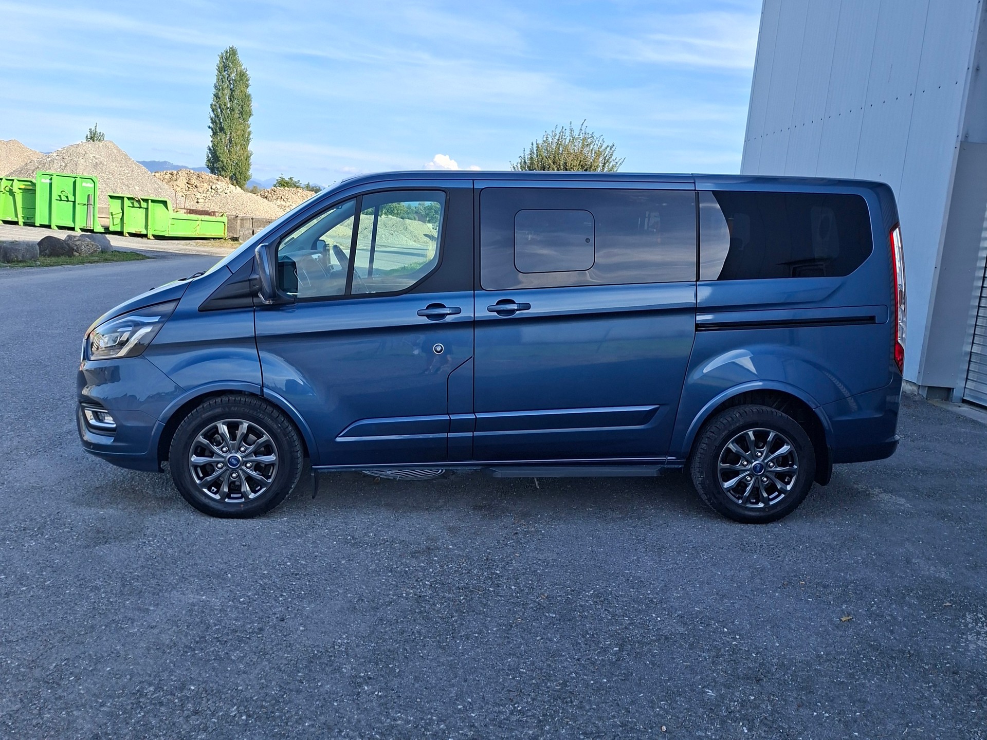 FORD Tourneo Custom 320 L1H1 Titanium X A-image-1