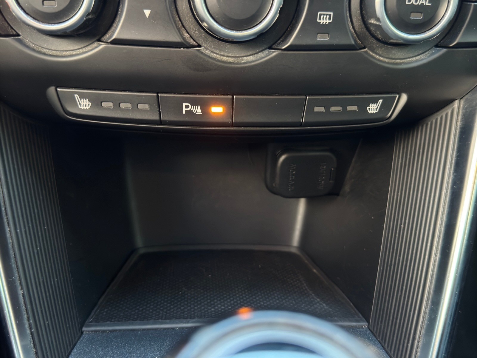 MAZDA CX-5 2.0 Ambition AWD *Sitzheitzung*Tempomat*-image-17