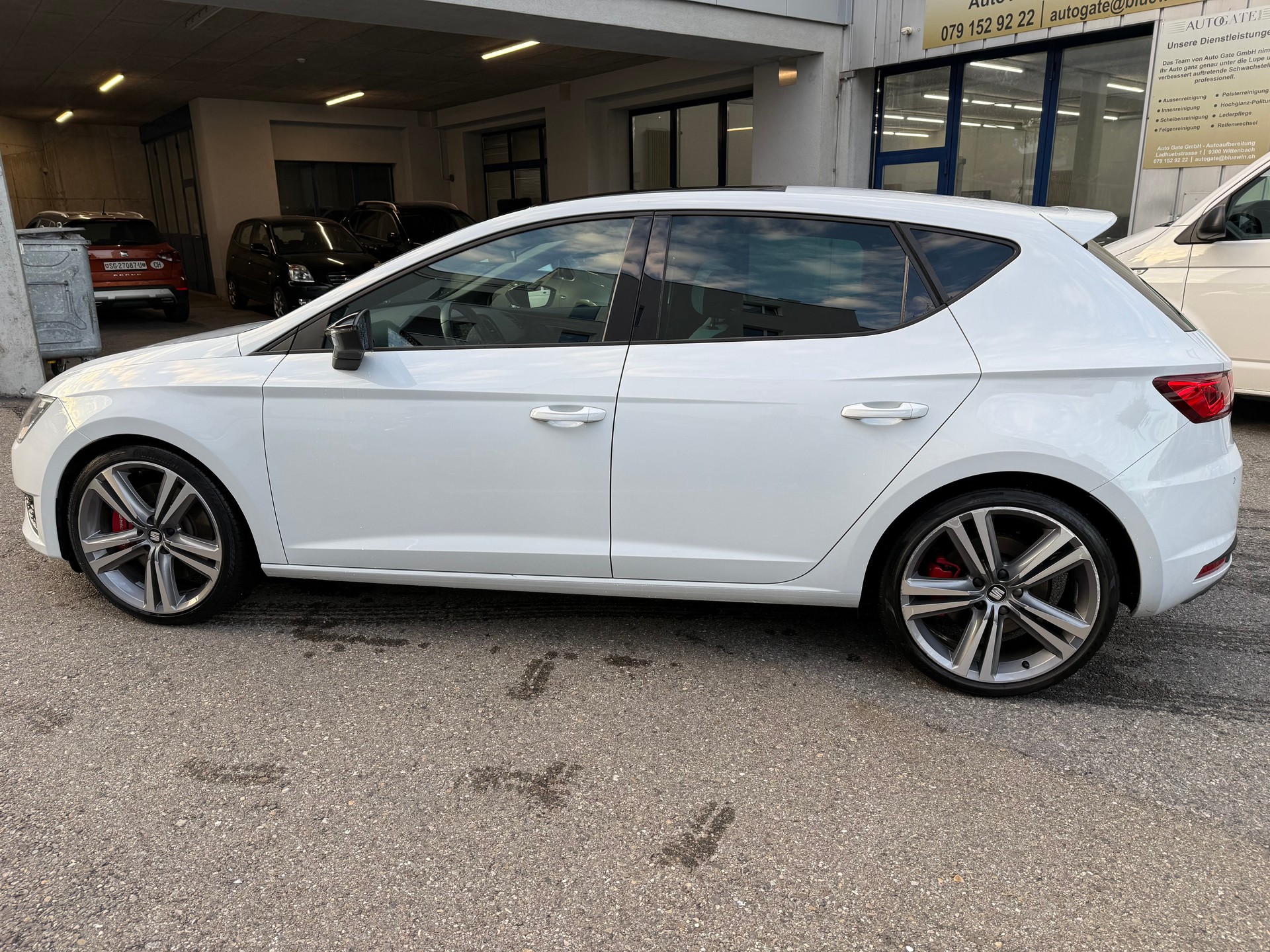 SEAT Leon 2.0 TSI Cupra 280 DSG-image-7