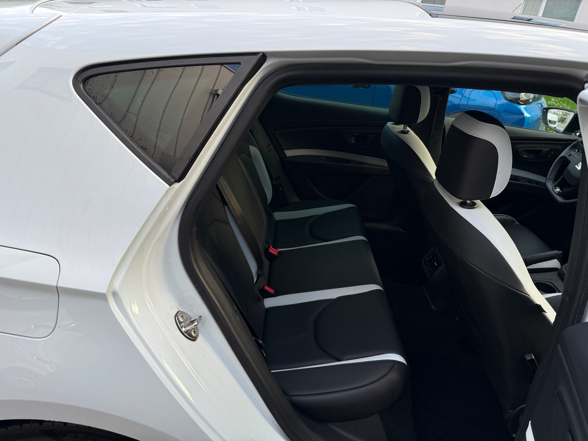 SEAT Leon 2.0 TSI Cupra 280 DSG-image-14