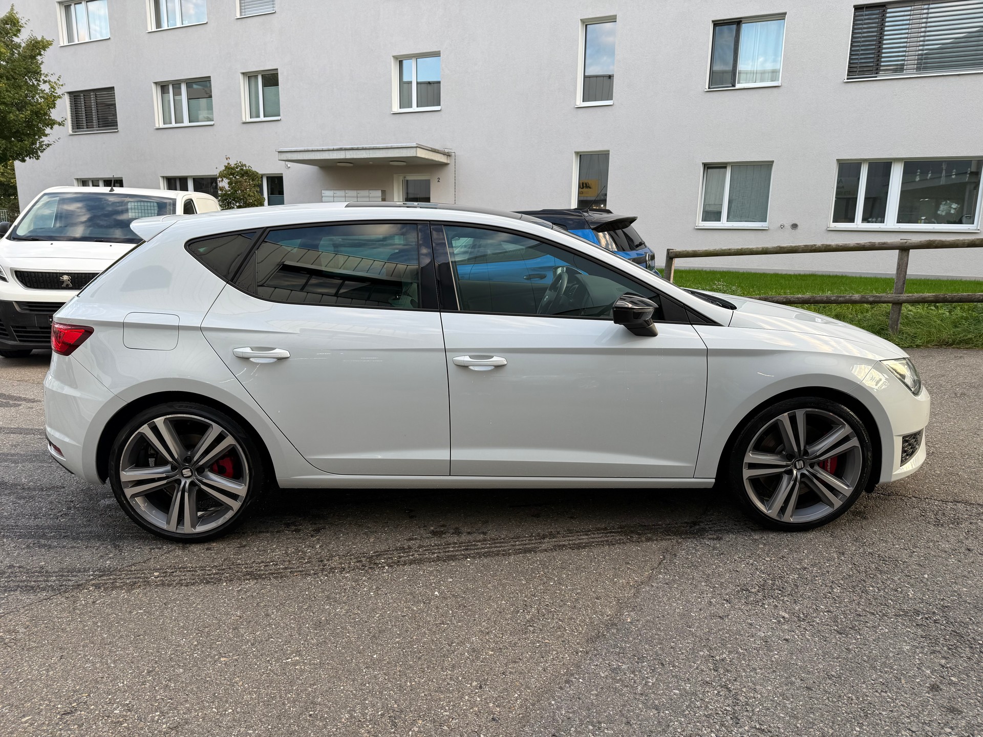 SEAT Leon 2.0 TSI Cupra 280 DSG-image-3