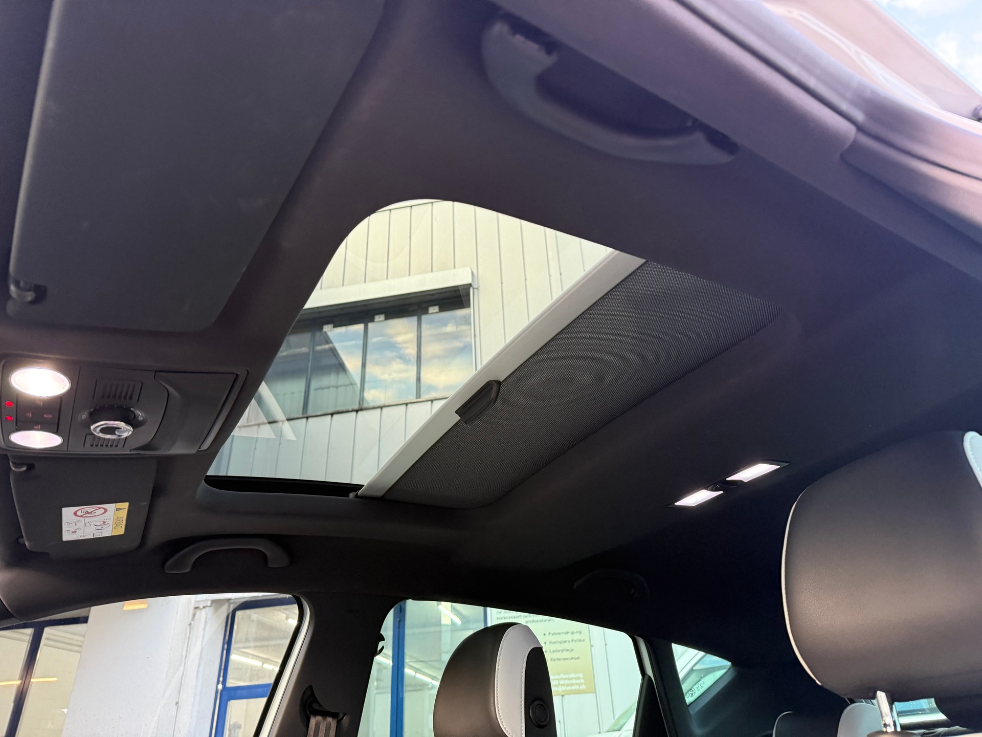 SEAT Leon 2.0 TSI Cupra 280 DSG-image-9