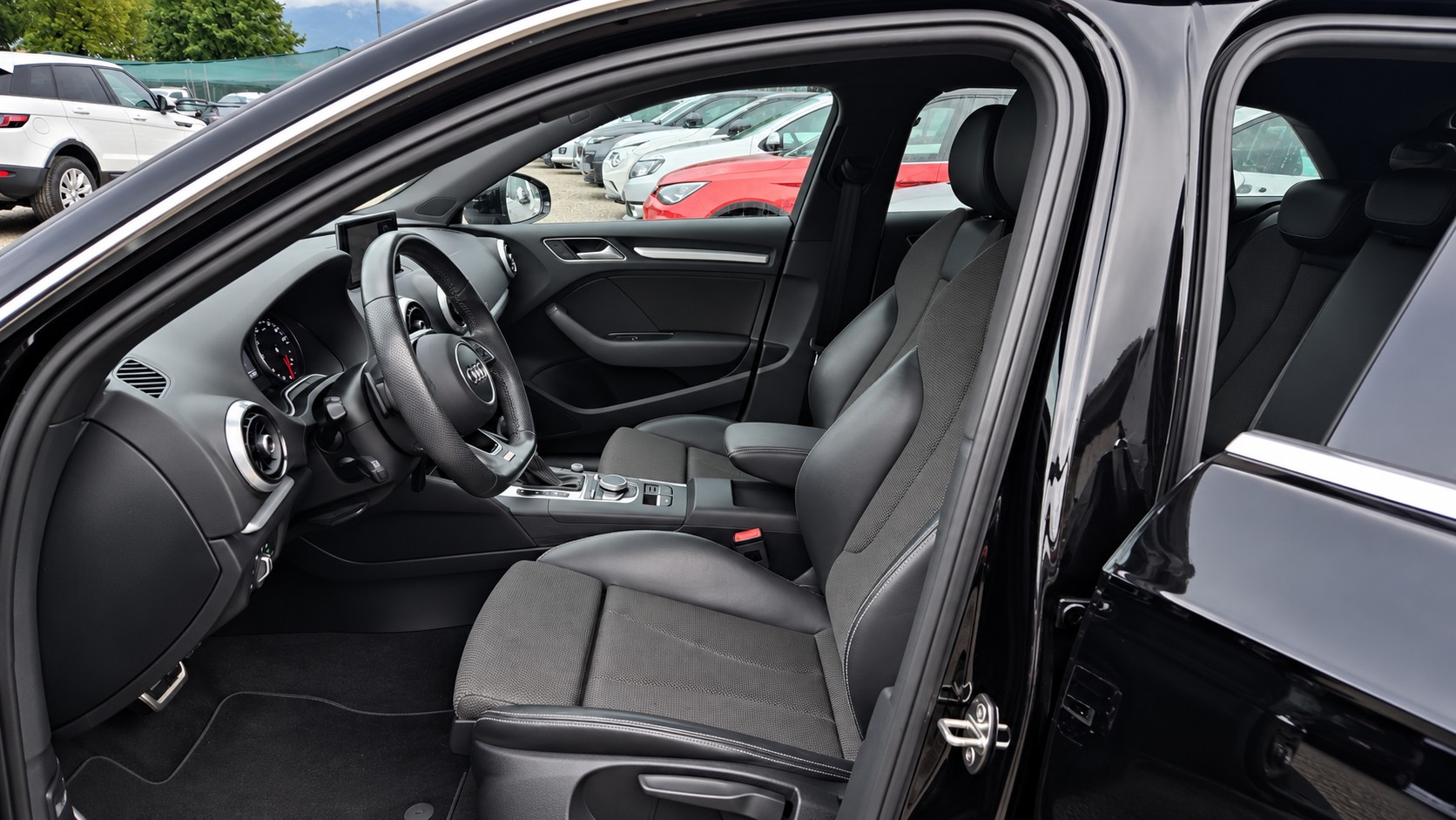 AUDI A3 Sportback 1.4 TFSI S-tronic-image-4