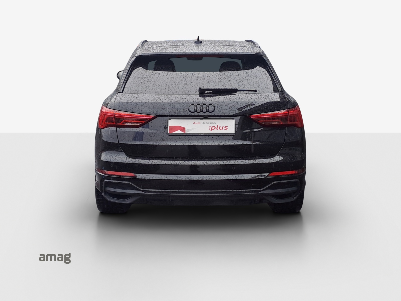 AUDI Q3 45 TFSI e S line S-tronic-image-3