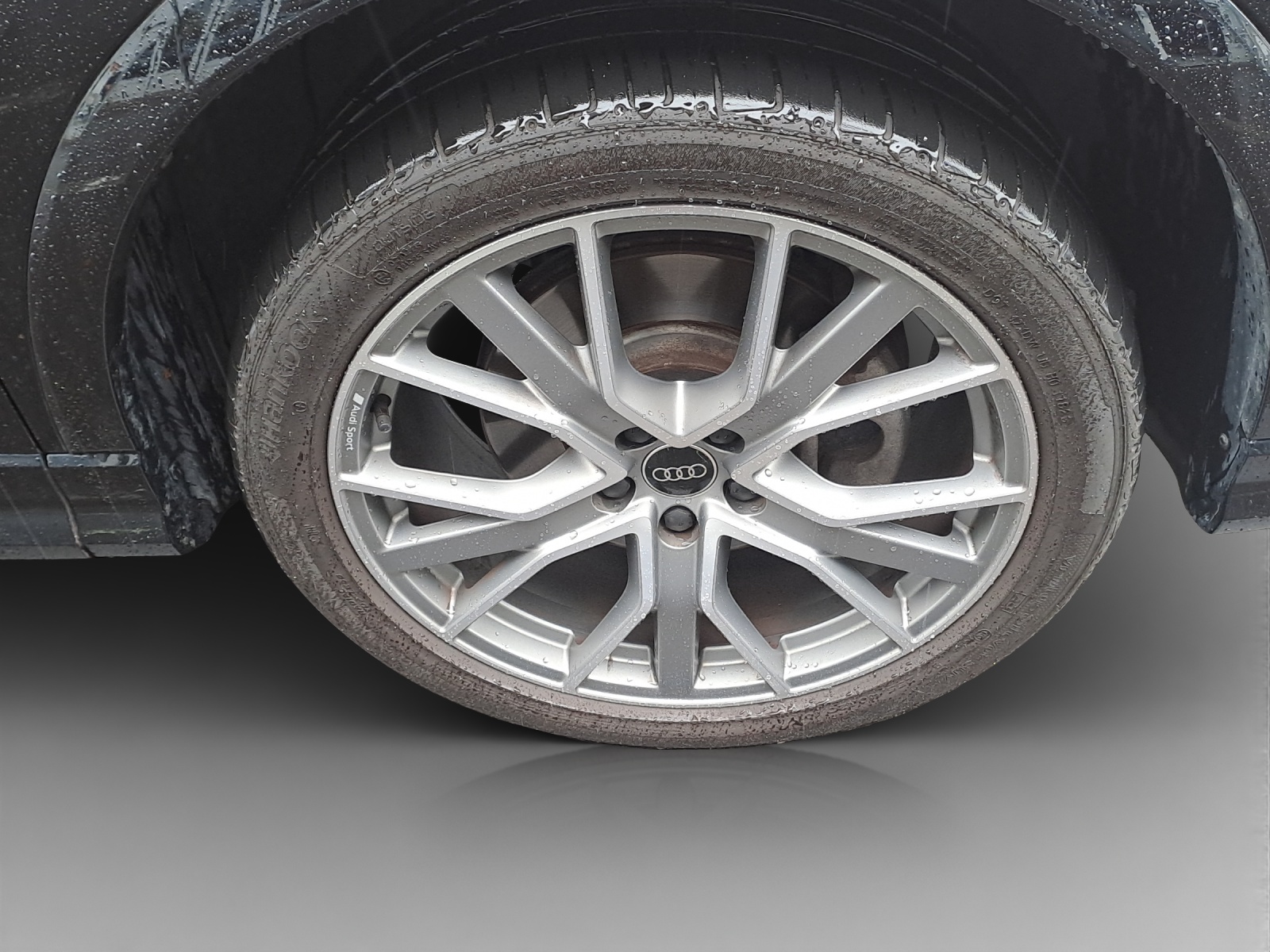 AUDI Q3 45 TFSI e S line S-tronic-image-14