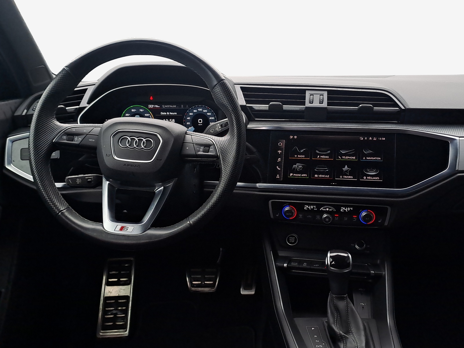 AUDI Q3 45 TFSI e S line S-tronic-image-8