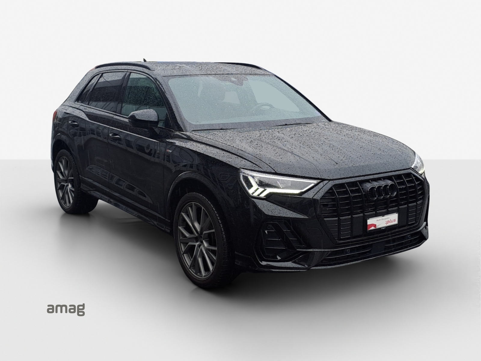 AUDI Q3 45 TFSI e S line S-tronic-image-5