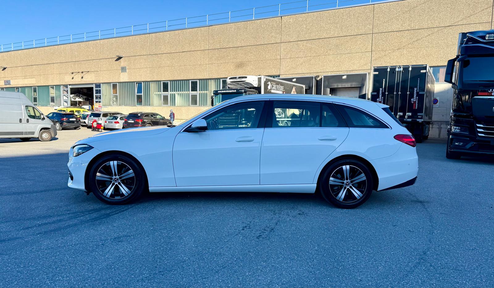 MERCEDES-BENZ C 220 d T 4Matic Avantgarde-image-2