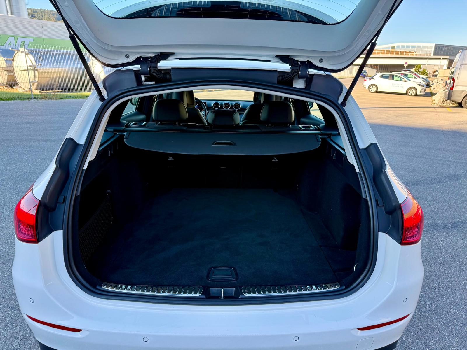 MERCEDES-BENZ C 220 d T 4Matic Avantgarde-image-24