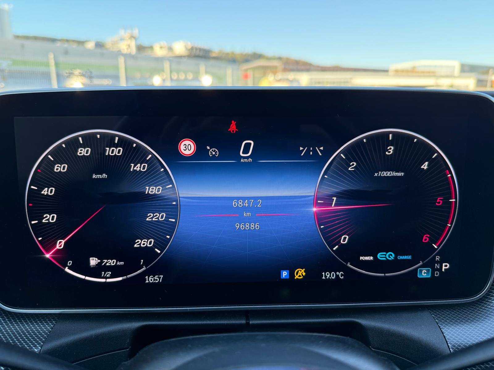 MERCEDES-BENZ C 220 d T 4Matic Avantgarde-image-14