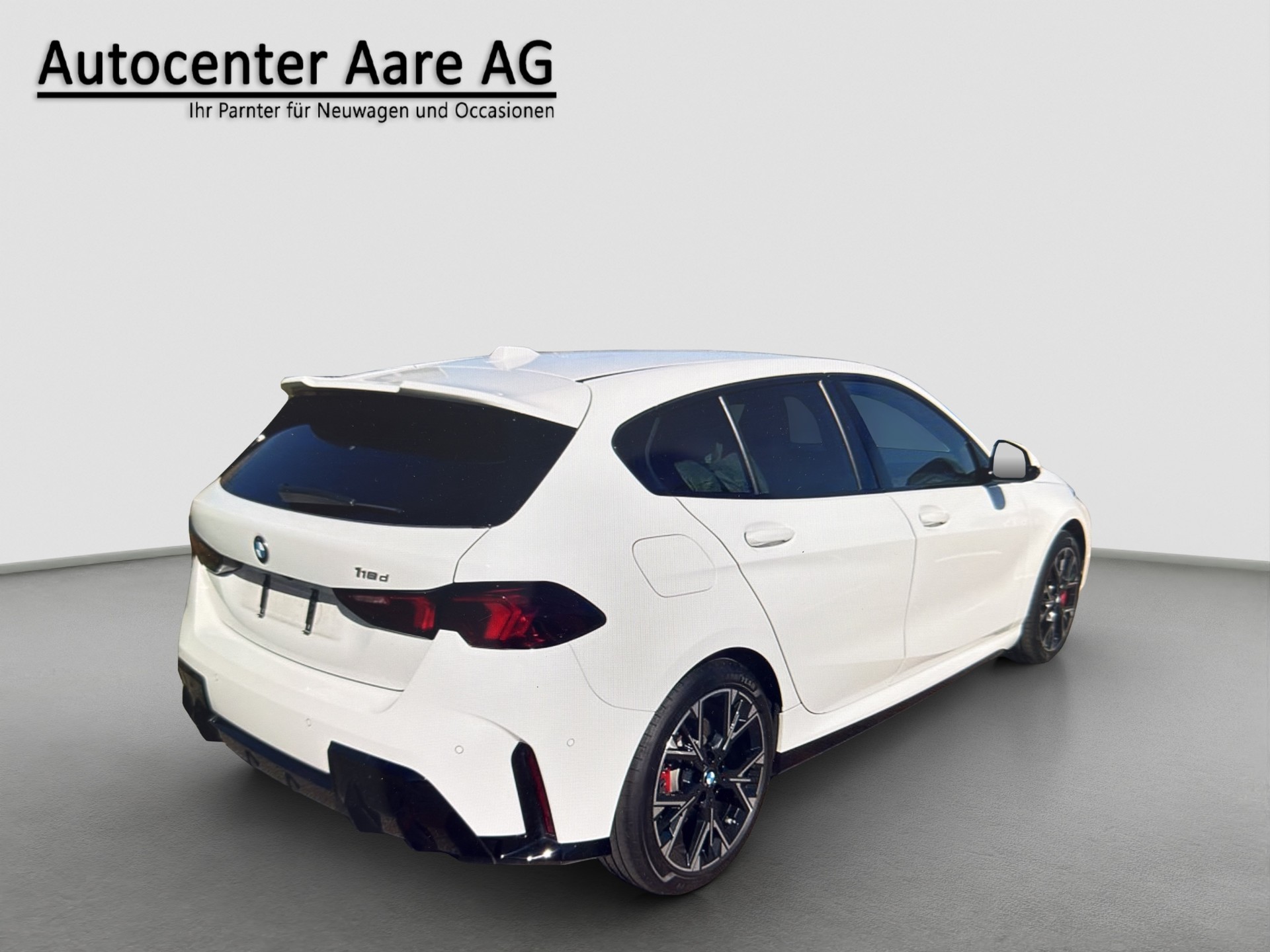 BMW 118d Steptronic M Sport Pro-image-2