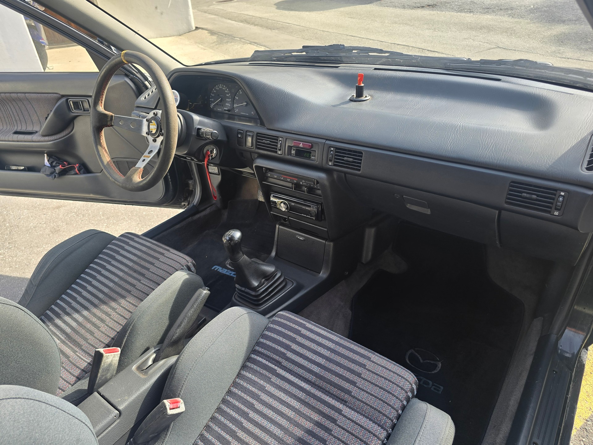 MAZDA 323 1.8i 16V GT-R 4WD-image-7