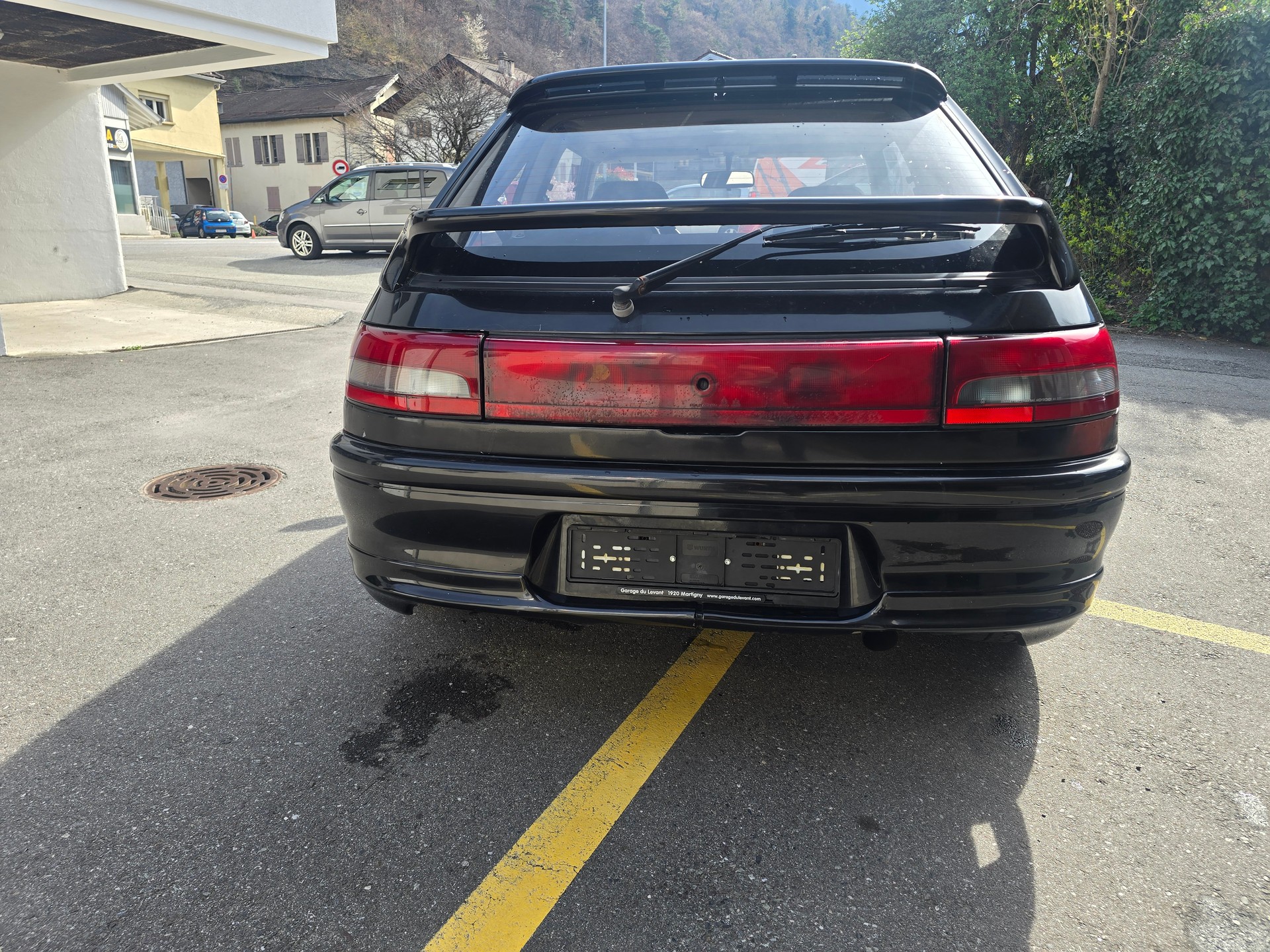 MAZDA 323 1.8i 16V GT-R 4WD-image-3