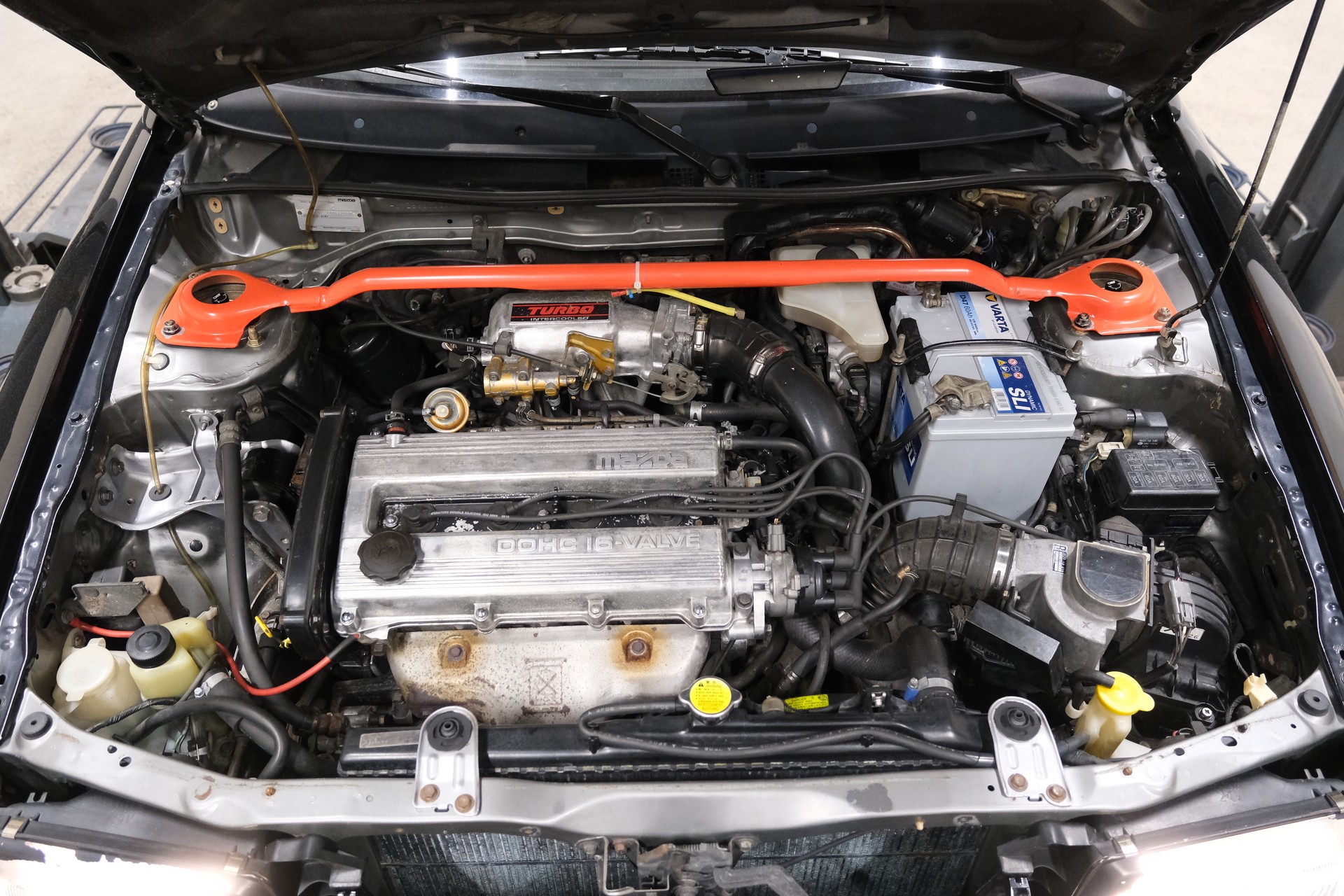 MAZDA 323 1.8i 16V GT-R 4WD-image-14