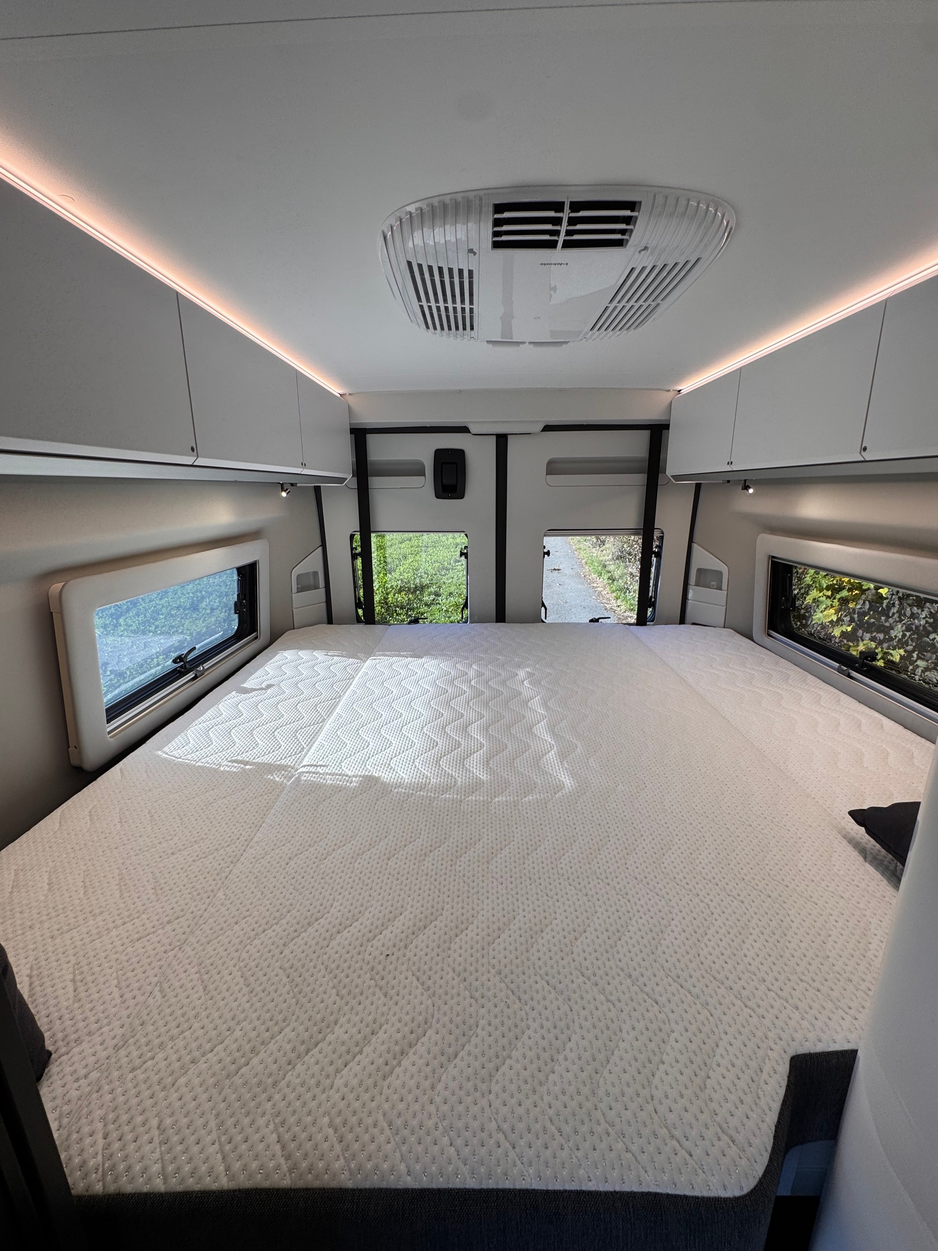 ADRIA TWIN SUPREME 640 SGX-image-6