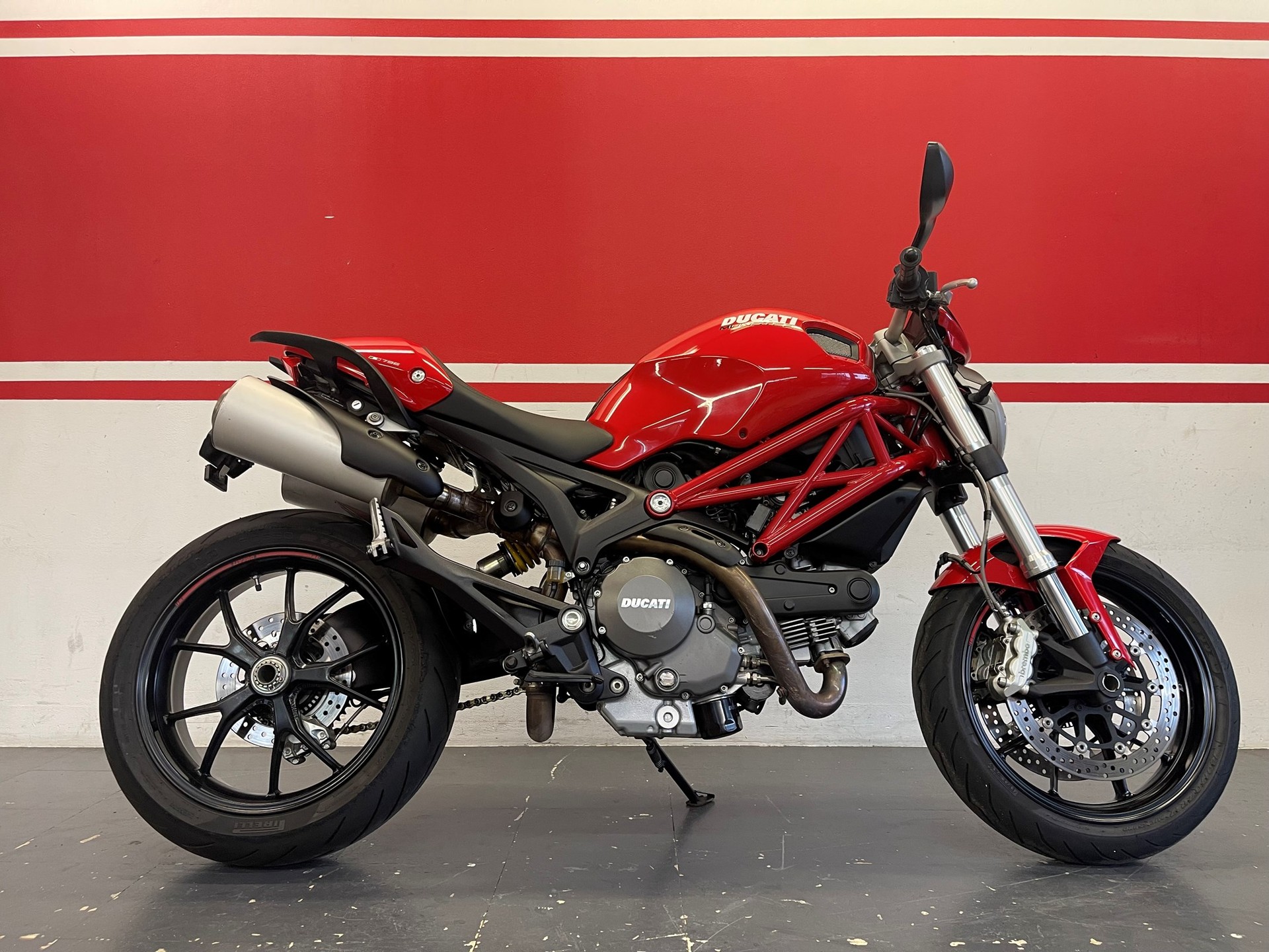 DUCATI Monster 796M ABS