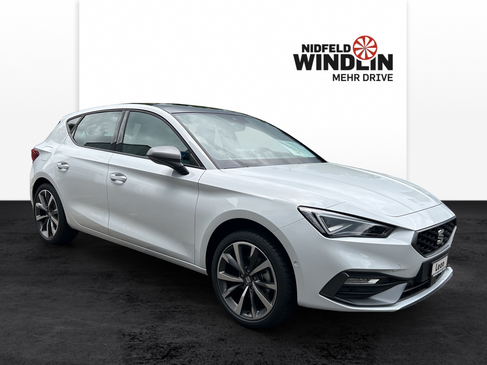 SEAT New Leon MOVE FR-image-0