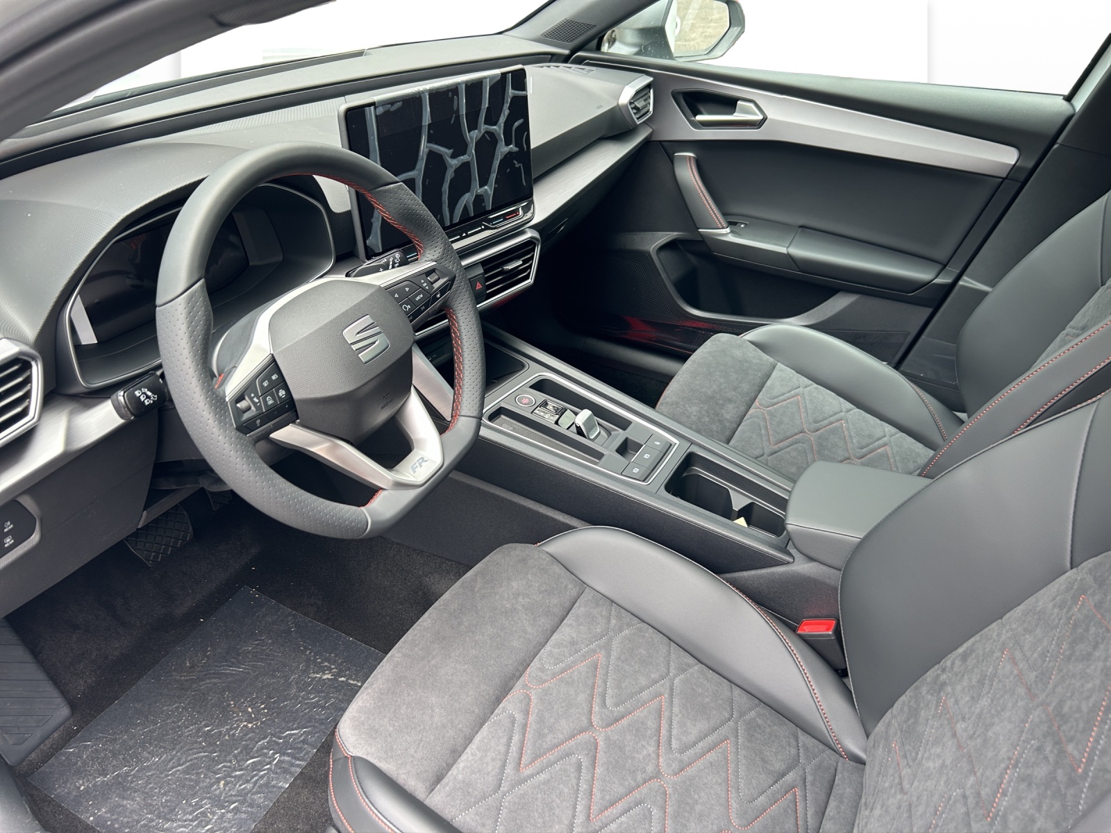 SEAT New Leon MOVE FR-image-4