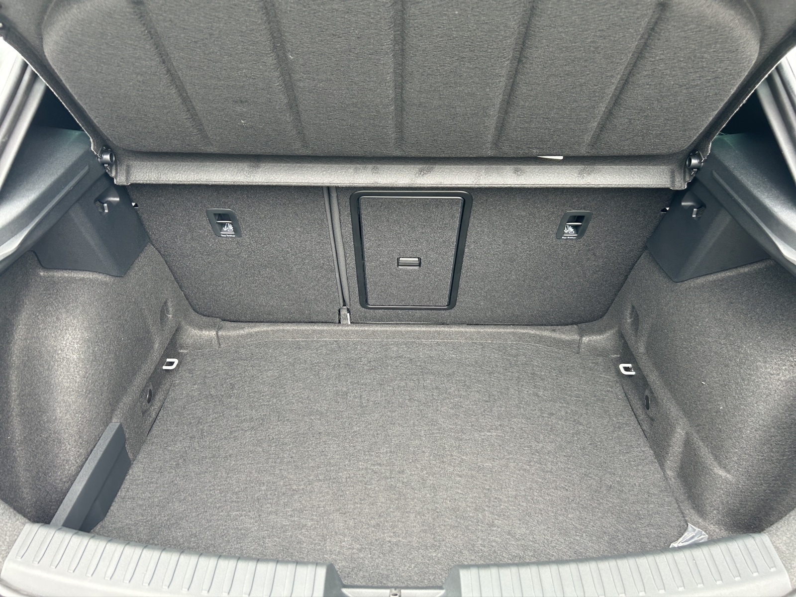 SEAT New Leon MOVE FR-image-8
