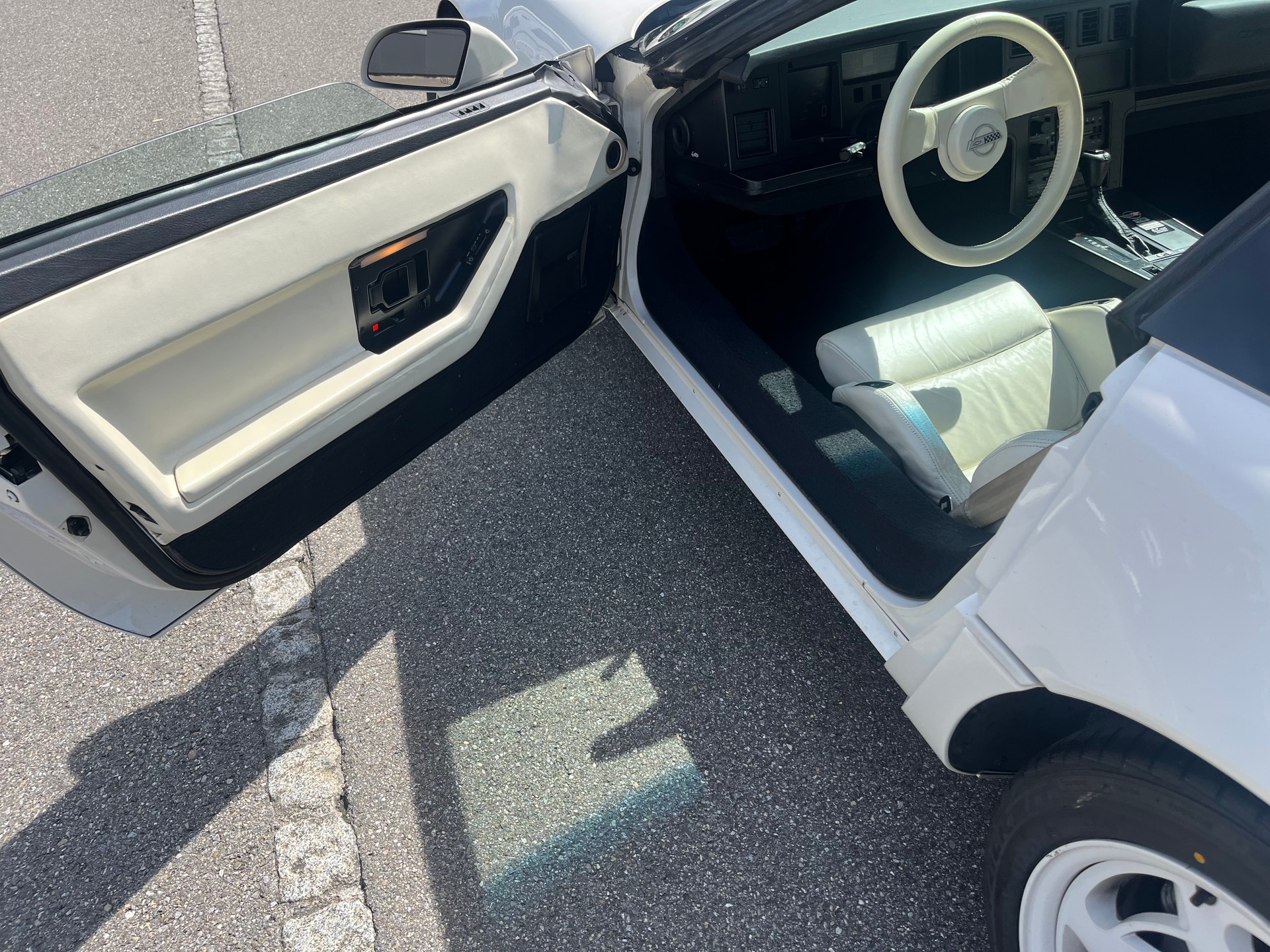 CHEVROLET C4 Targa, 35th Anniversary-image-8