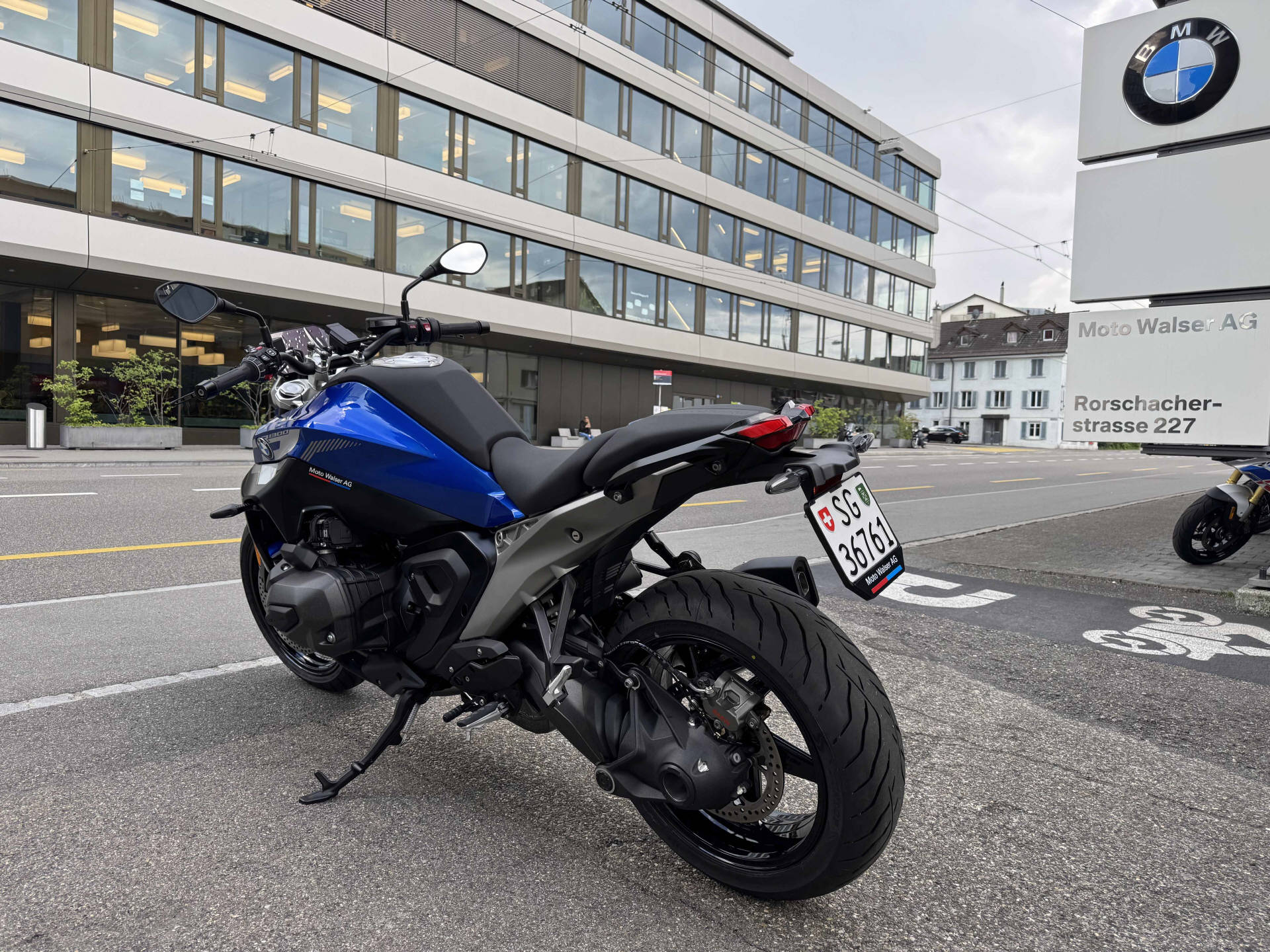 BMW R 1300 R ABS-showroom-element-2