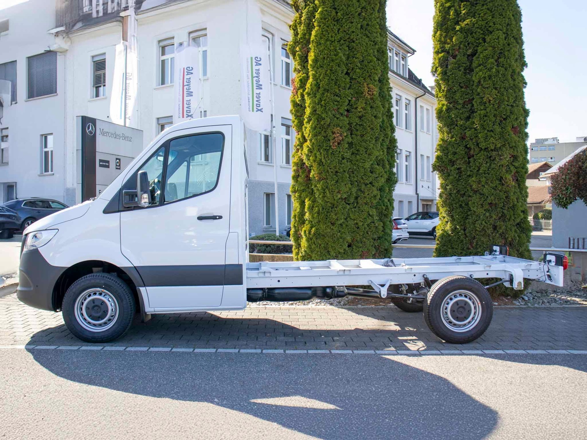 MERCEDES-BENZ Sprinter 317 CDI PRO CH Standard-image-1
